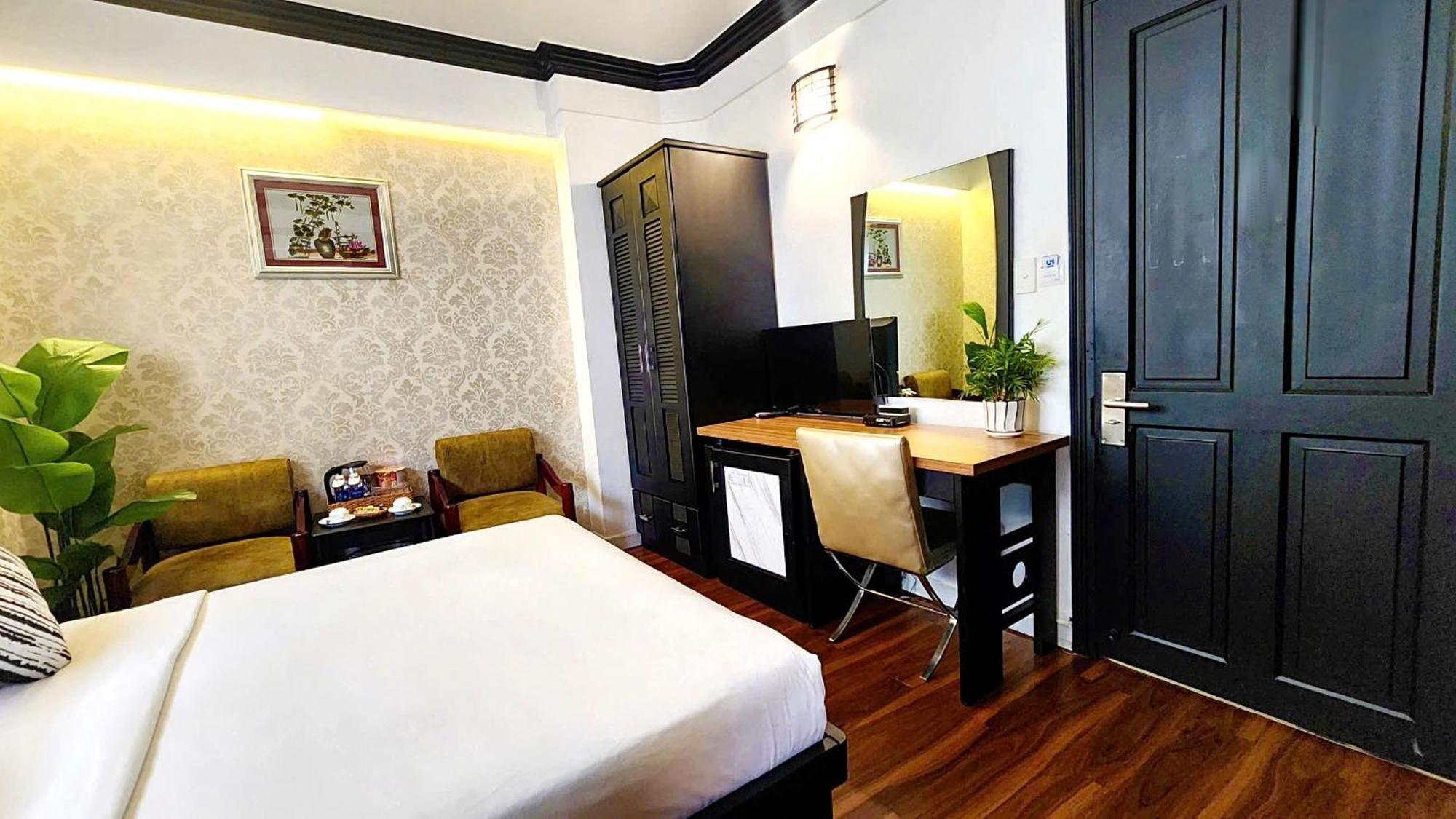 Rosa & 3* Ho Chi Minh City