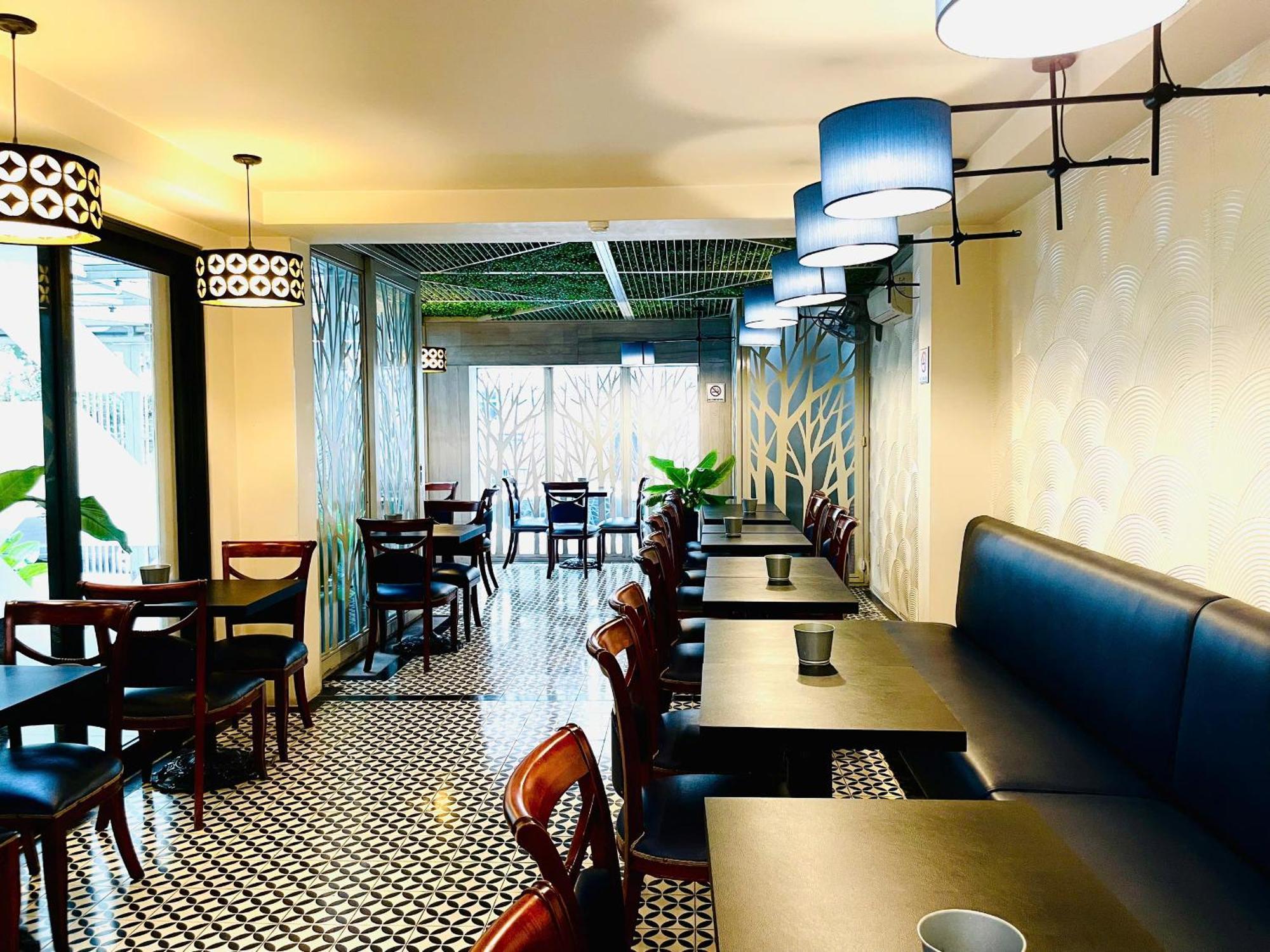 Hotel Royal Dragon Boutique Tan Binh 3*