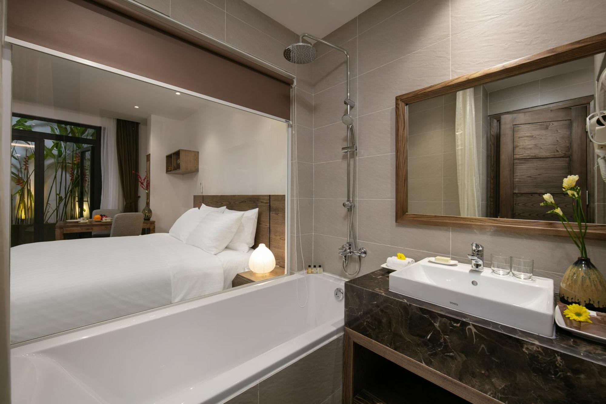 Bloom In Saigon - The Hotel Ho Chi Minh City
