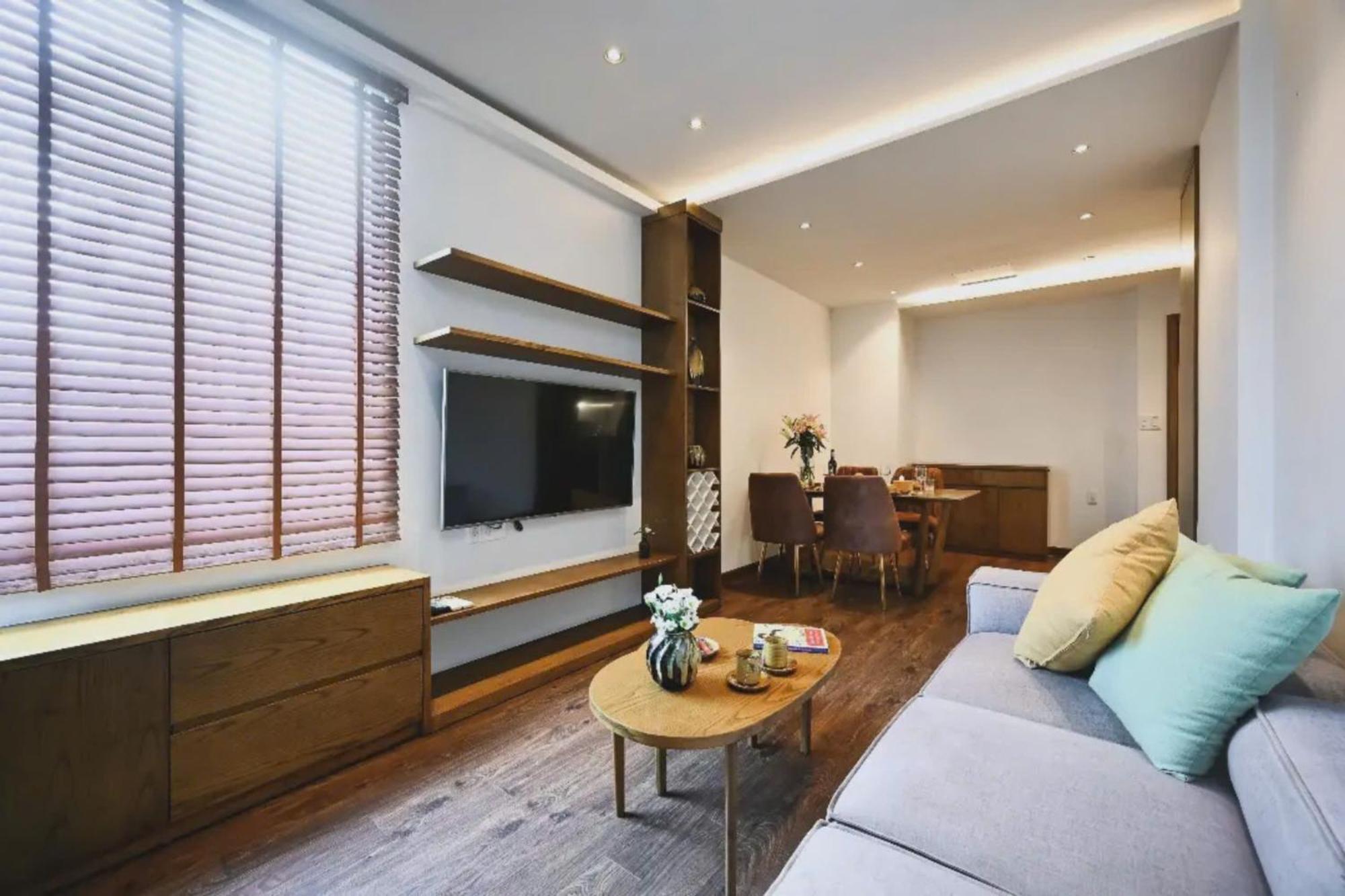 The Bloom Pham Viet Chanh - Modern Living Space In Saigon Hotel