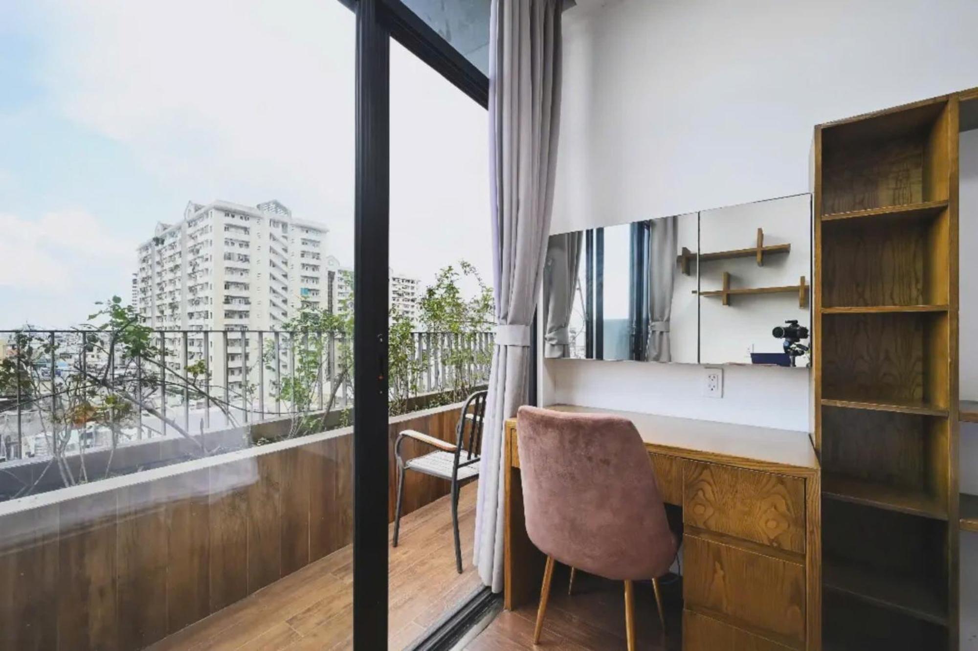 Hotel The Bloom Pham Viet Chanh - Modern Living Space In Saigon 4*