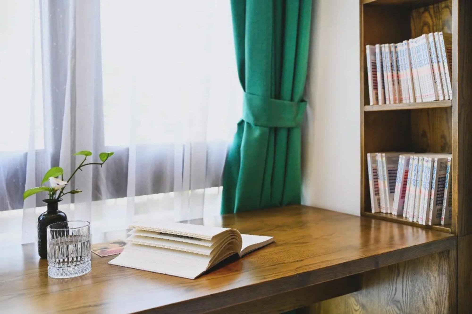 Hotel The Bloom Pham Viet Chanh - Modern Living Space In Saigon 4*