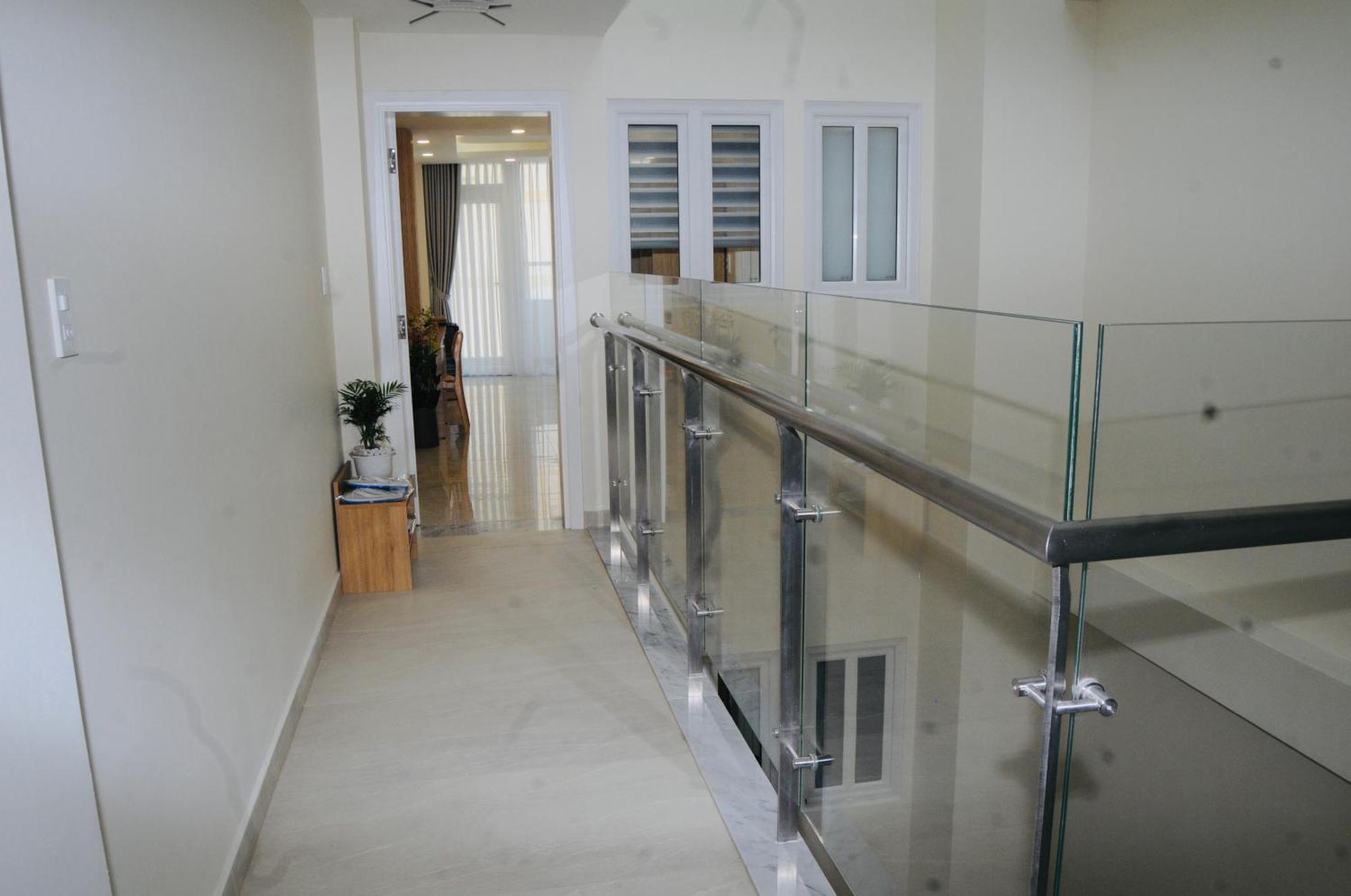 Hotel Ben Thanh Luxury & *