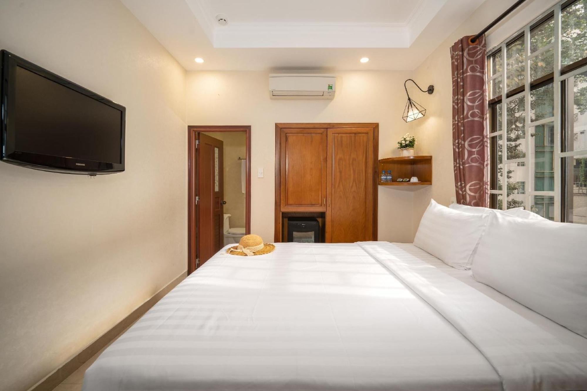 Mandarin Boutique Hotel 4*