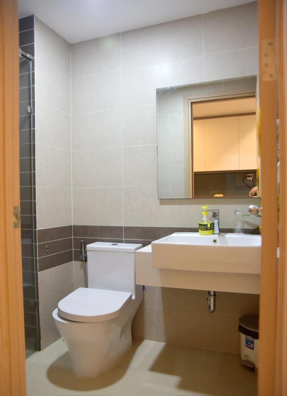 Your - Rivergate Apartment