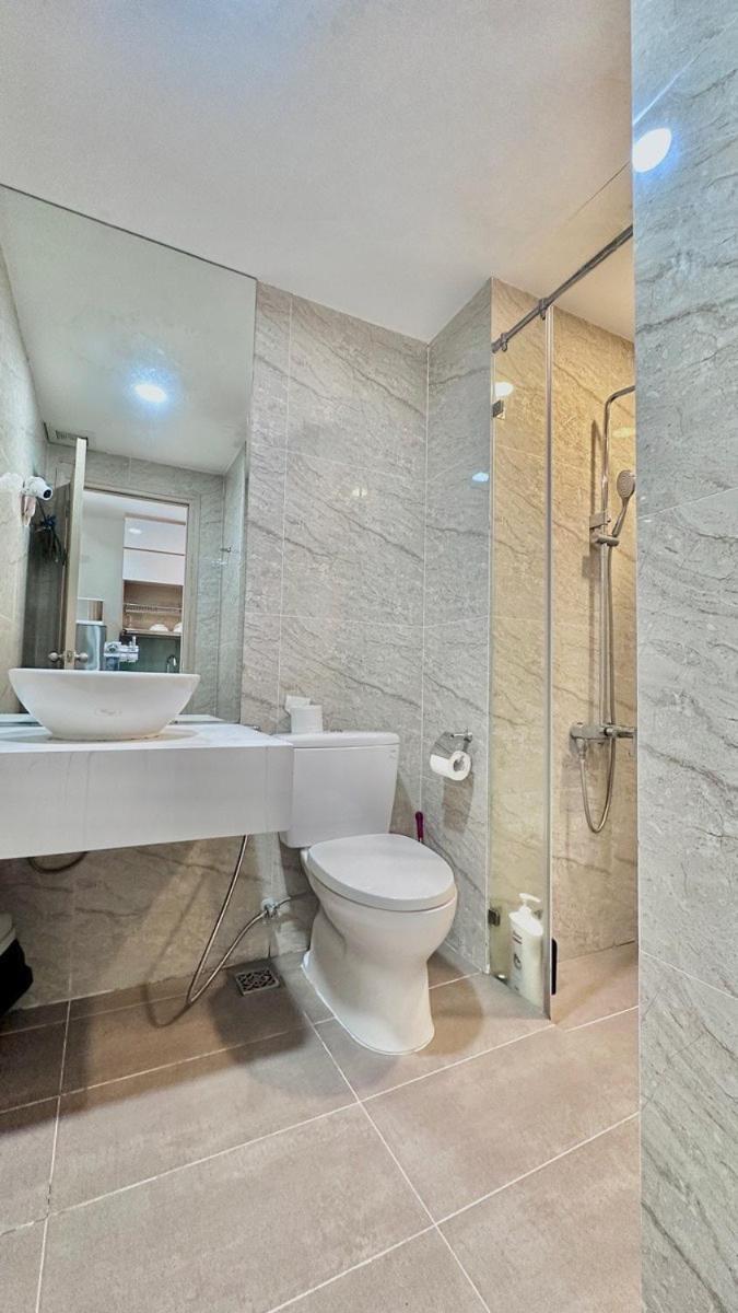 Your - Rivergate Apartment