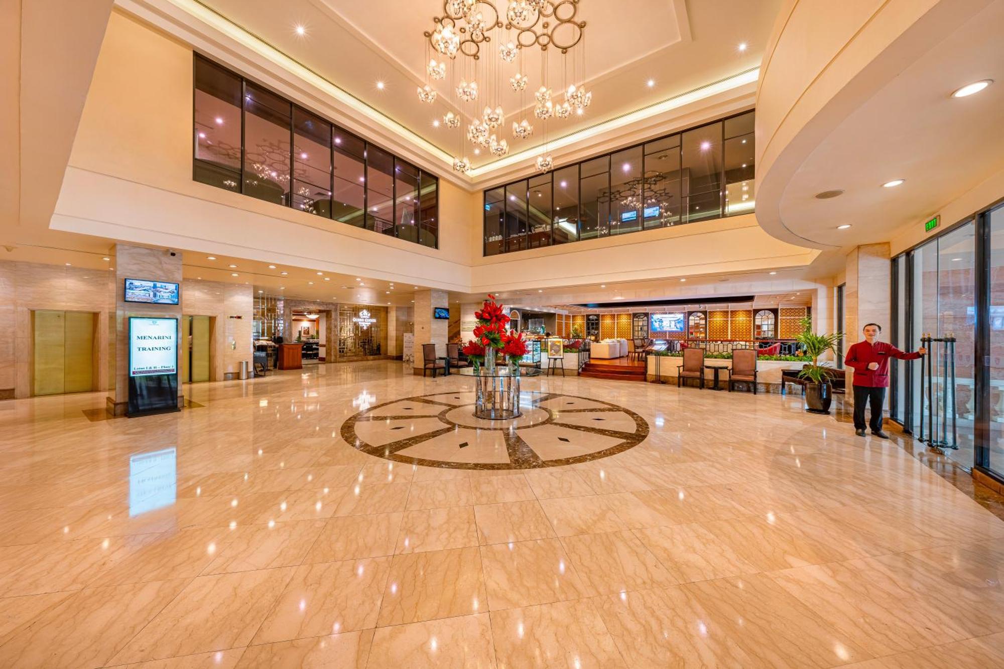 Saigon 4*