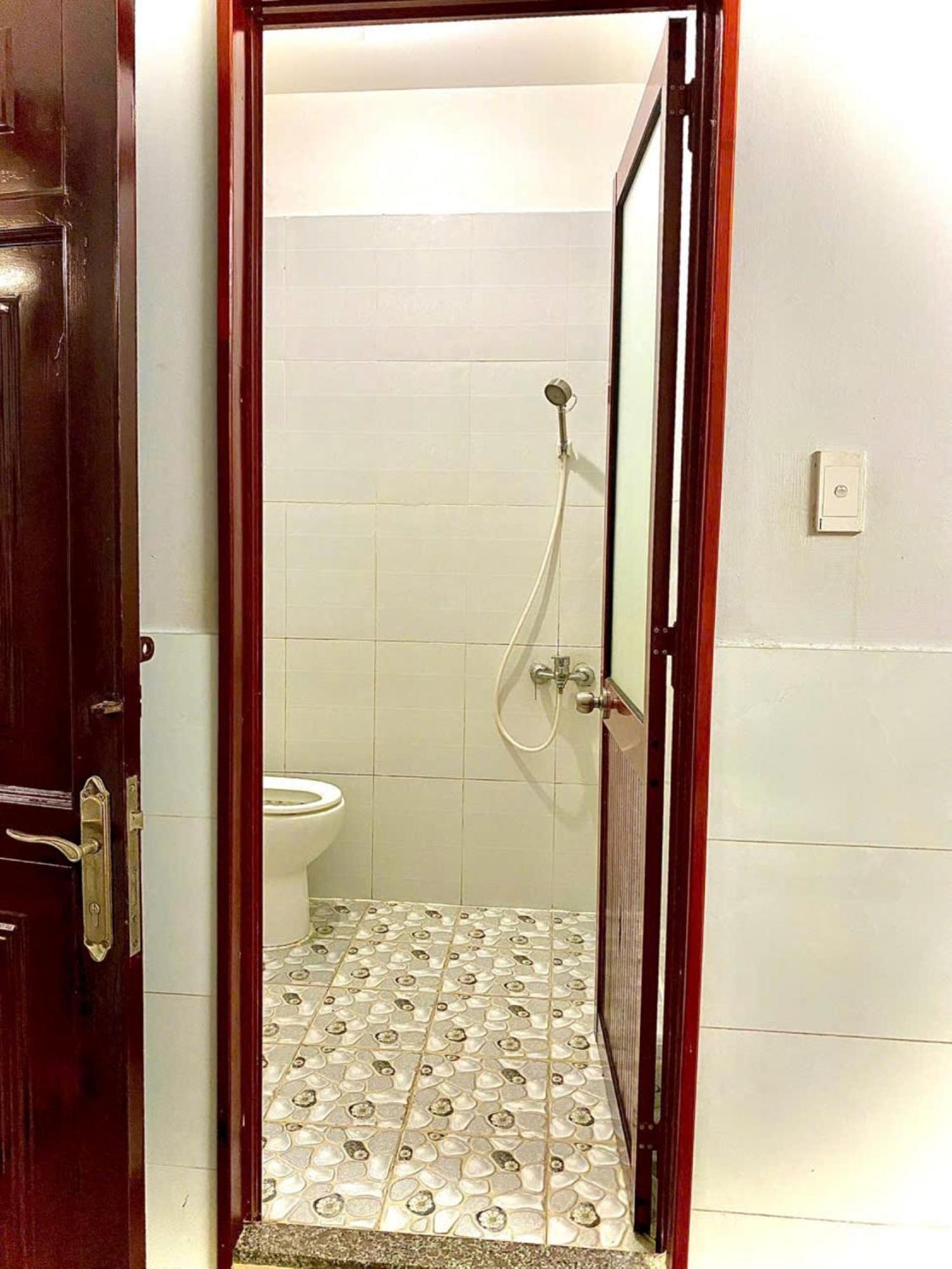 Kathy Hotel *