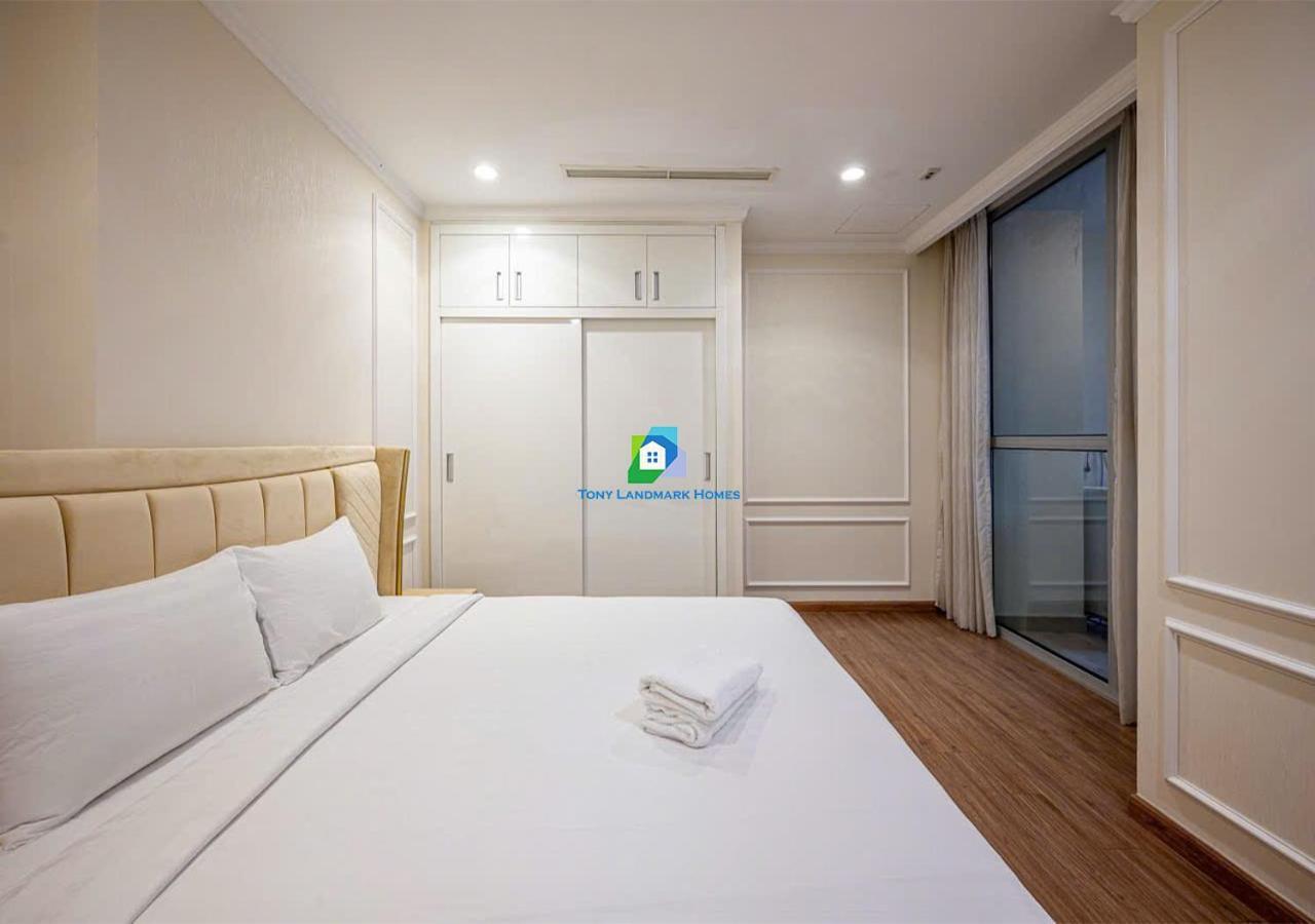 The Landmark And The Park Luxury Of Vinhomes * Ho Chi Minh City