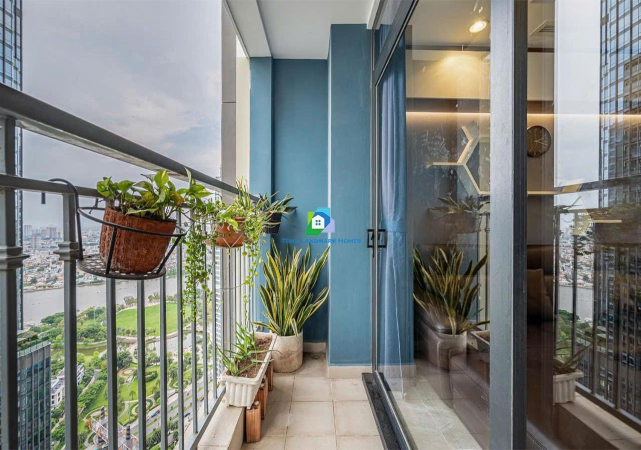 The Landmark And The Park Luxury Of Vinhomes * Ho Chi Minh City