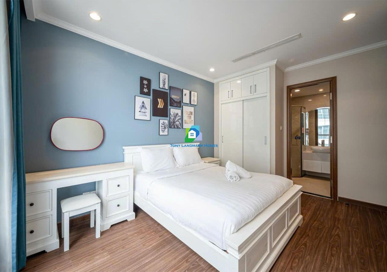 The Landmark And The Park Luxury Of Vinhomes * Ho Chi Minh City