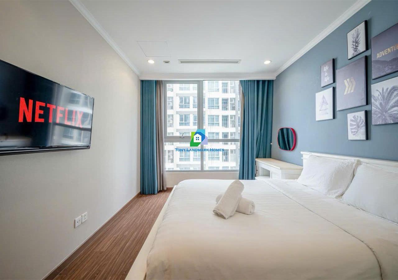 The Landmark And The Park Luxury Of Vinhomes * Ho Chi Minh City