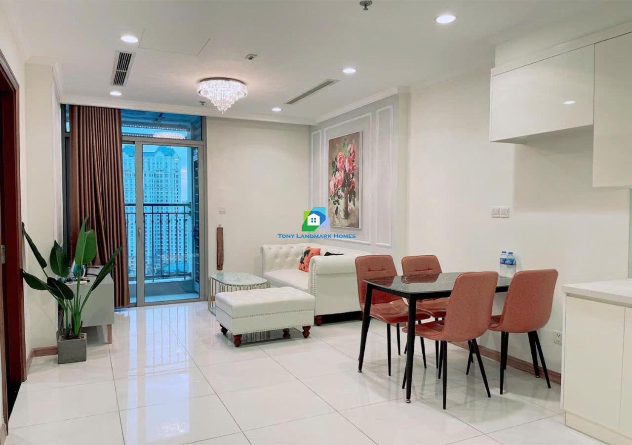The Landmark And The Park Luxury Of Vinhomes Apartment