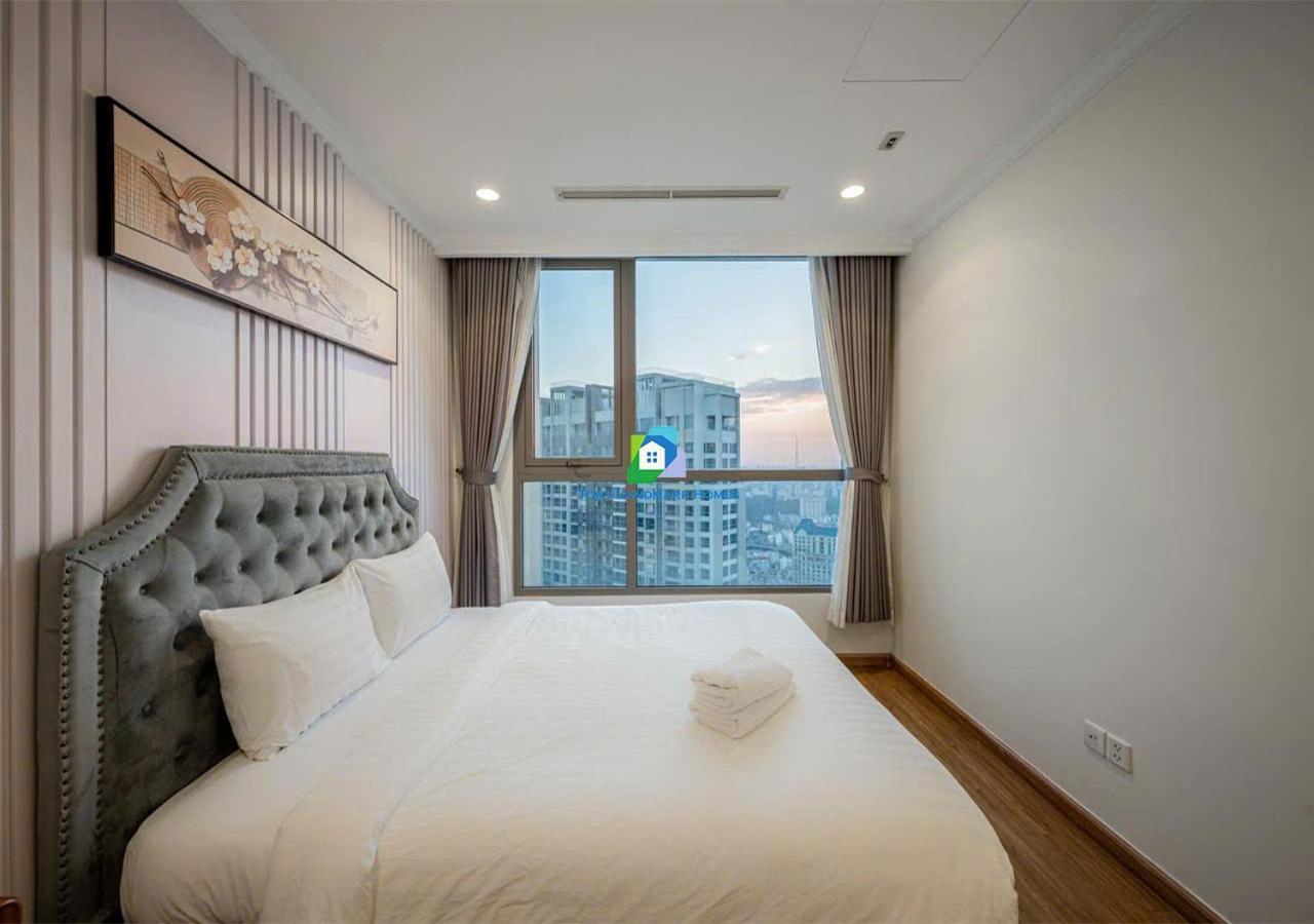 The Landmark And The Park Luxury Of Vinhomes Apartment *