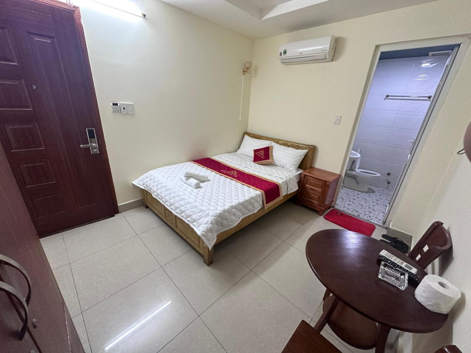Khách sạn Hoang Anh Anh