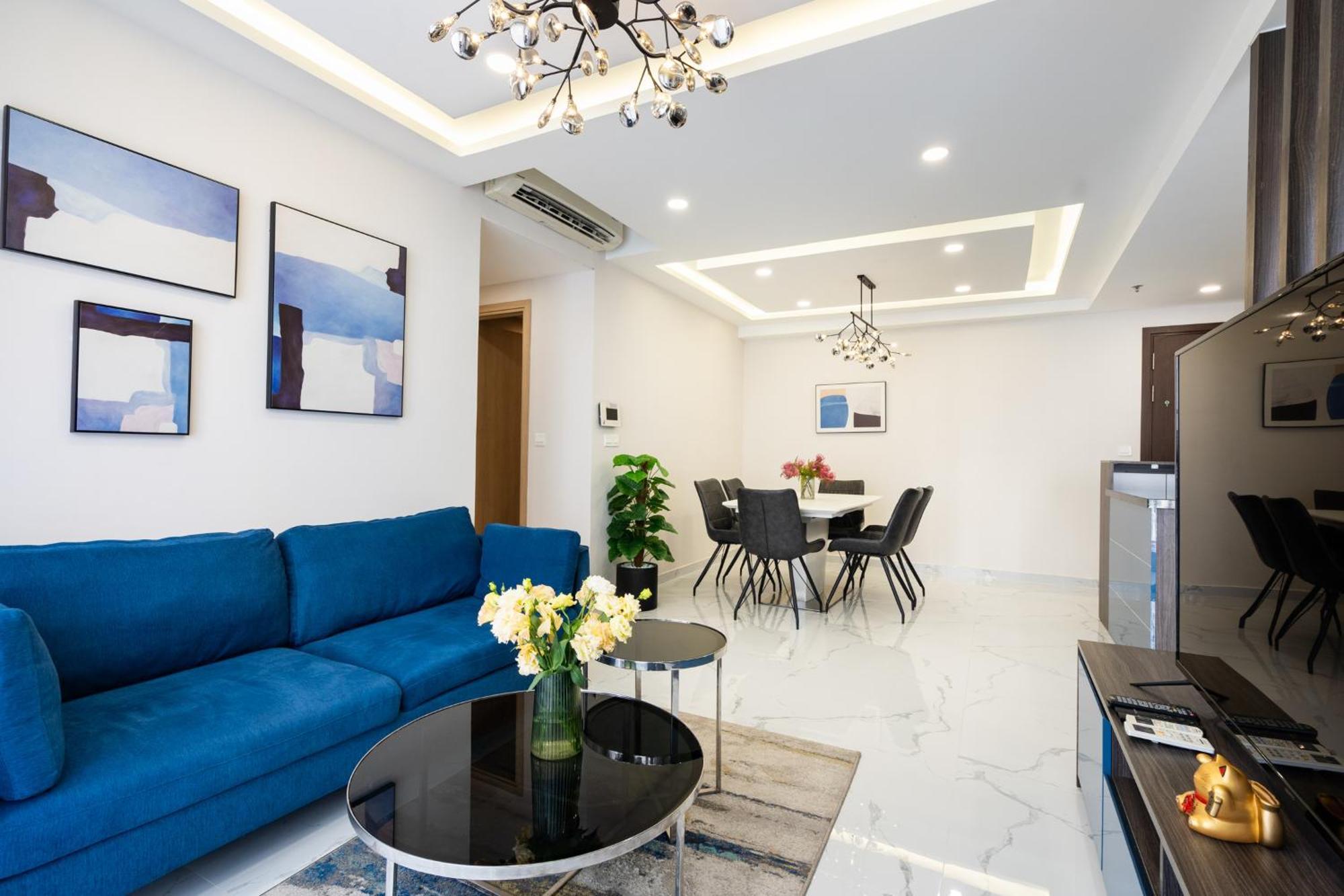 Saigon Authentic Apartments: Infinity Pool & Daily Perks Apartment