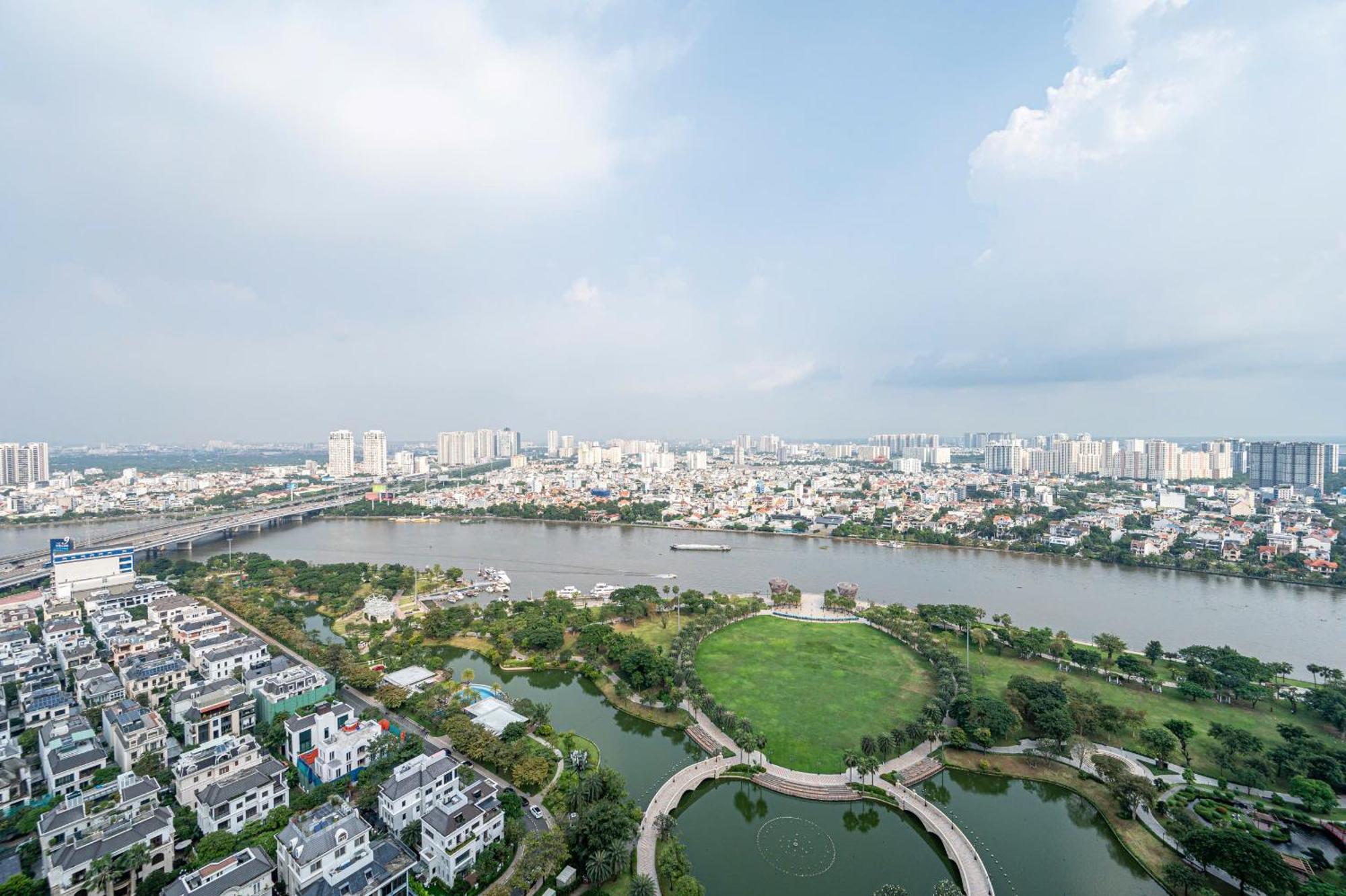 Luxury At Vinhomes Park * Bandar Ho Chi Minh