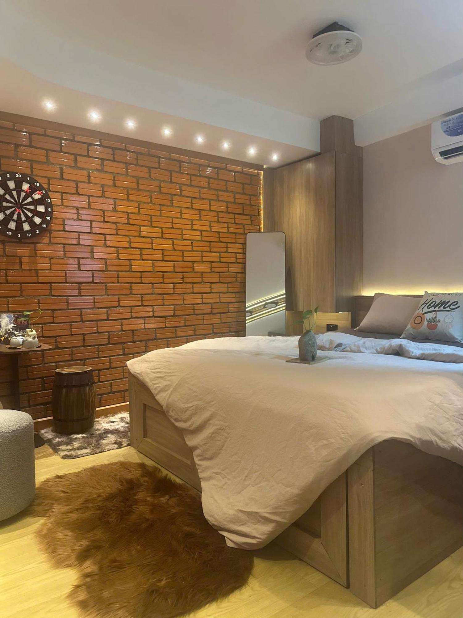 Tom's House 270 TP. Hồ Chí Minh