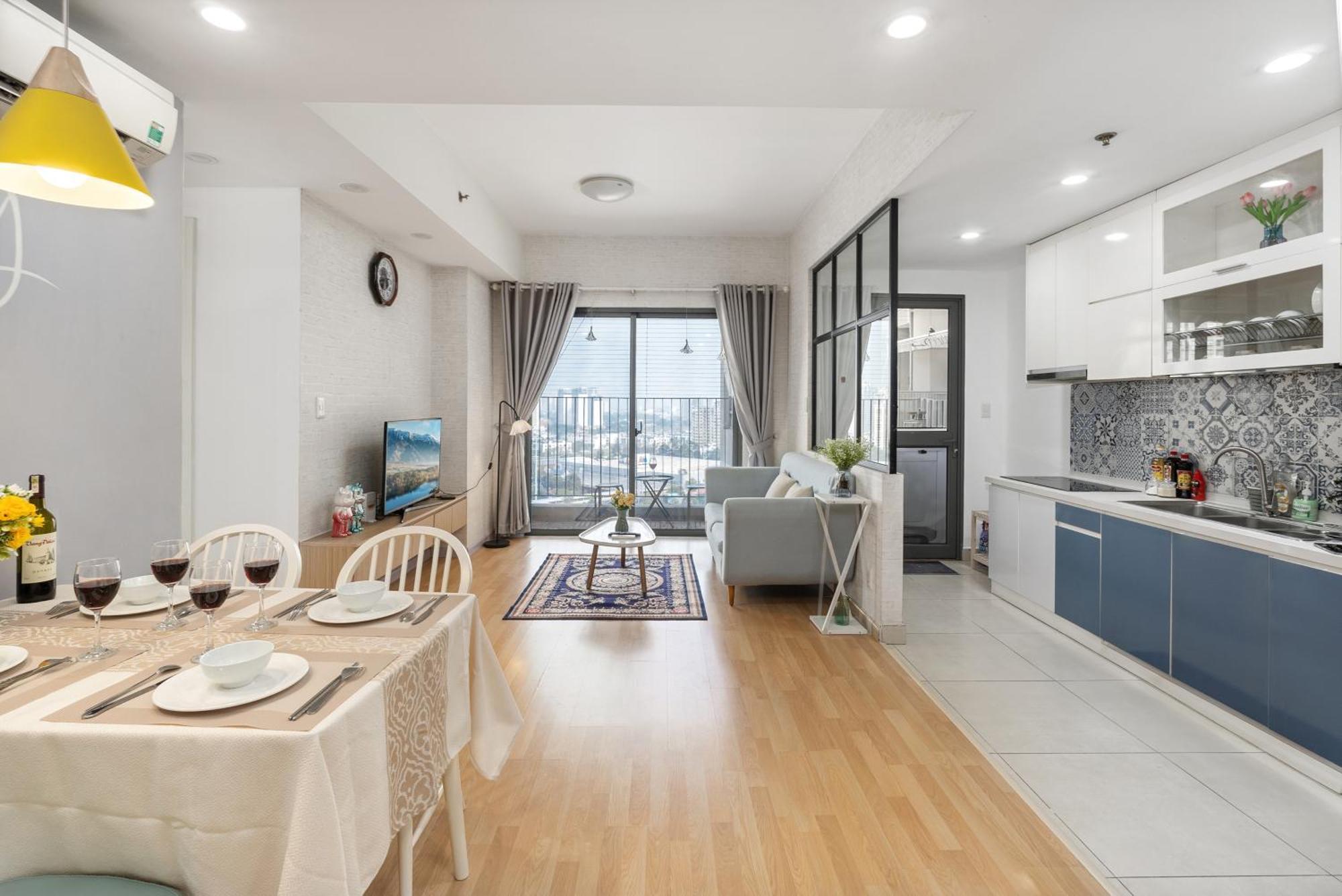 Capacious 2 Brs In Masteri Thao Dien Apartment