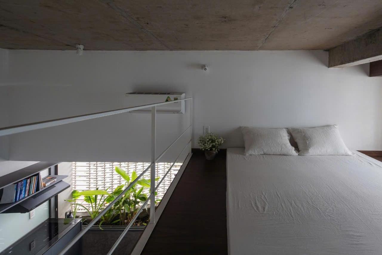 Hoa House *