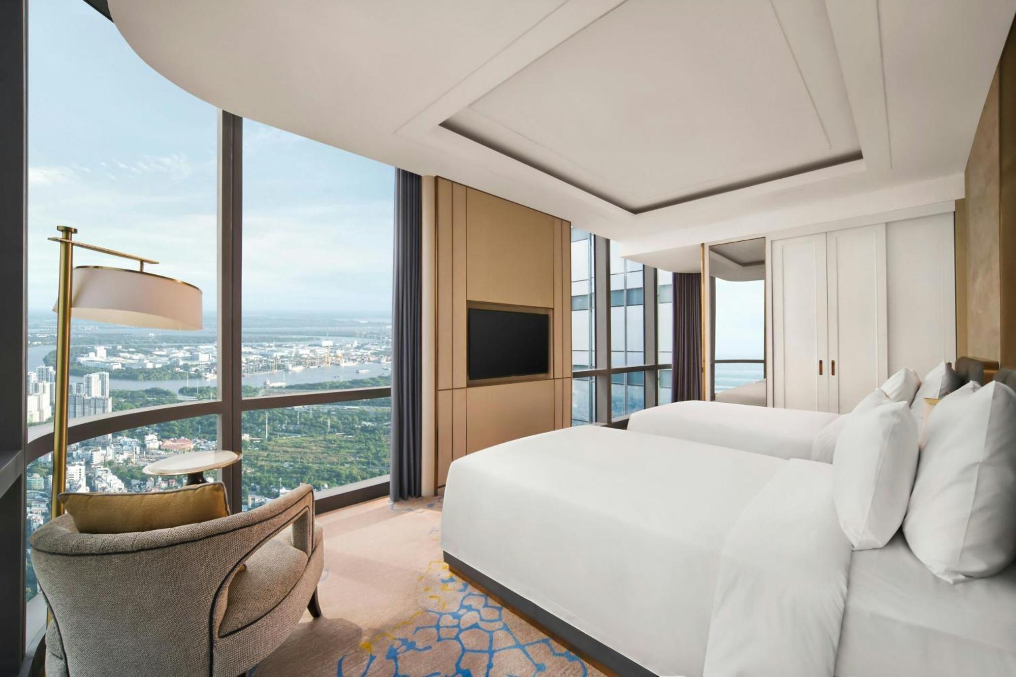 Vinpearl Landmark 81, Autograph Collection
