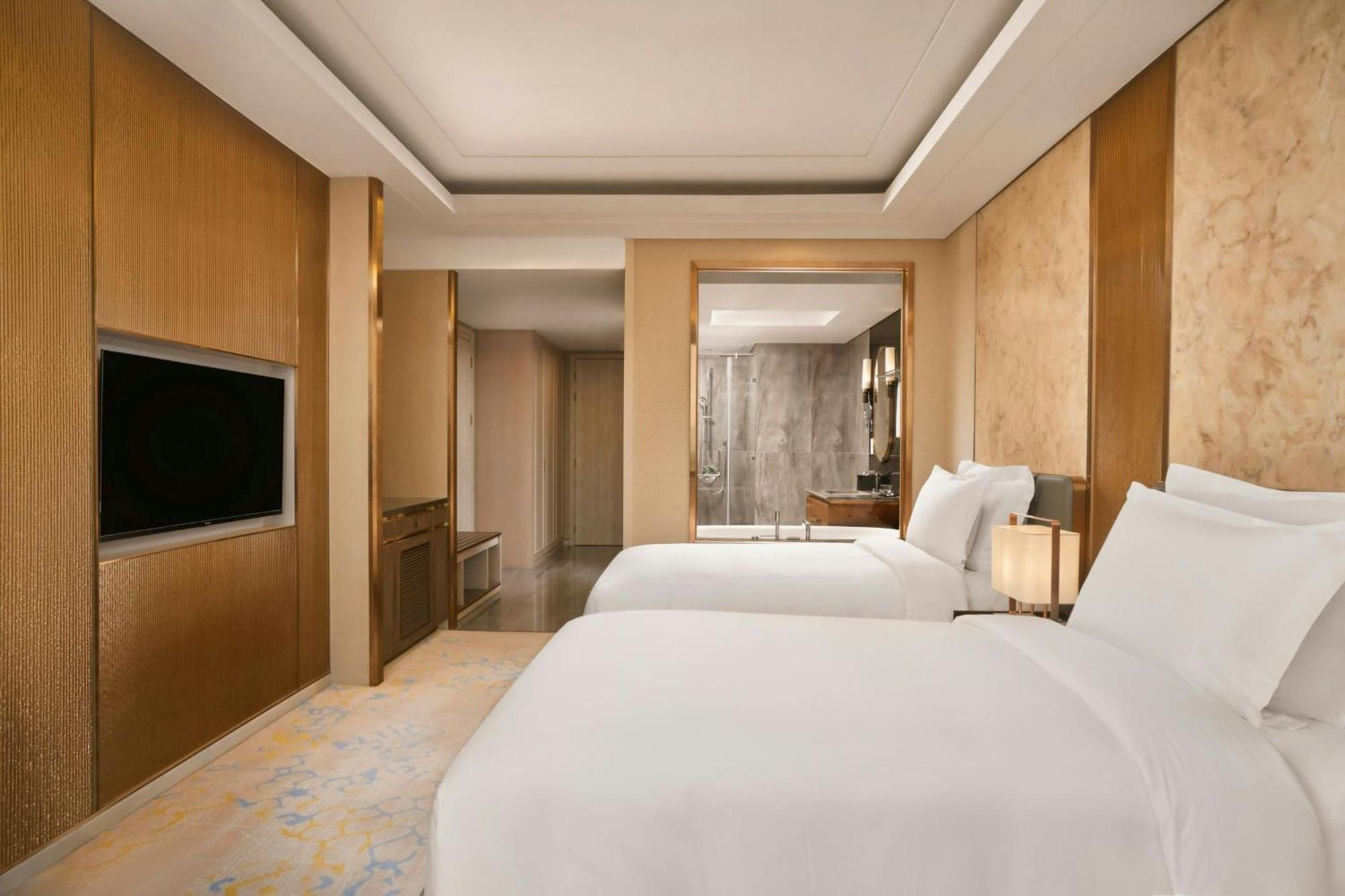Vinpearl Landmark 81, Autograph Collection Hotel Ho Chi Minh City