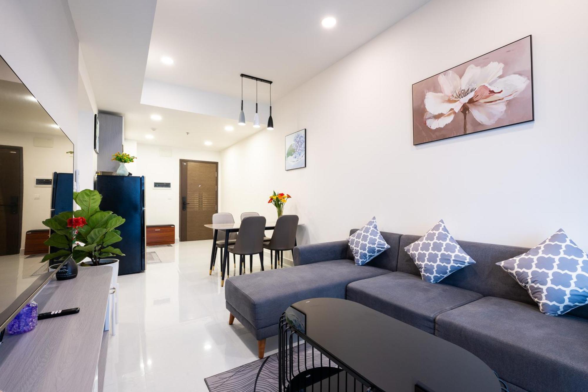 Căn hộ Rubi - Soho & District 1 *