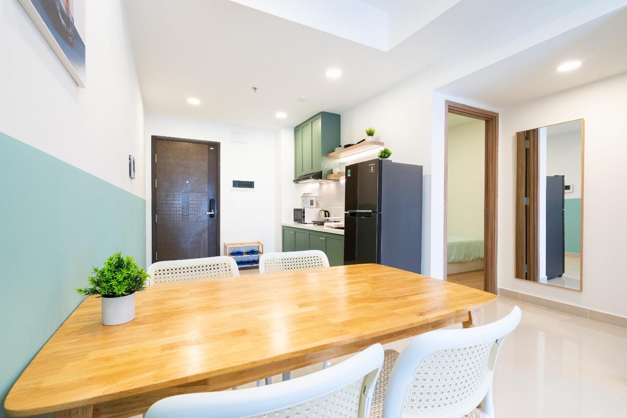 Căn hộ Rubi - Soho & District 1 *