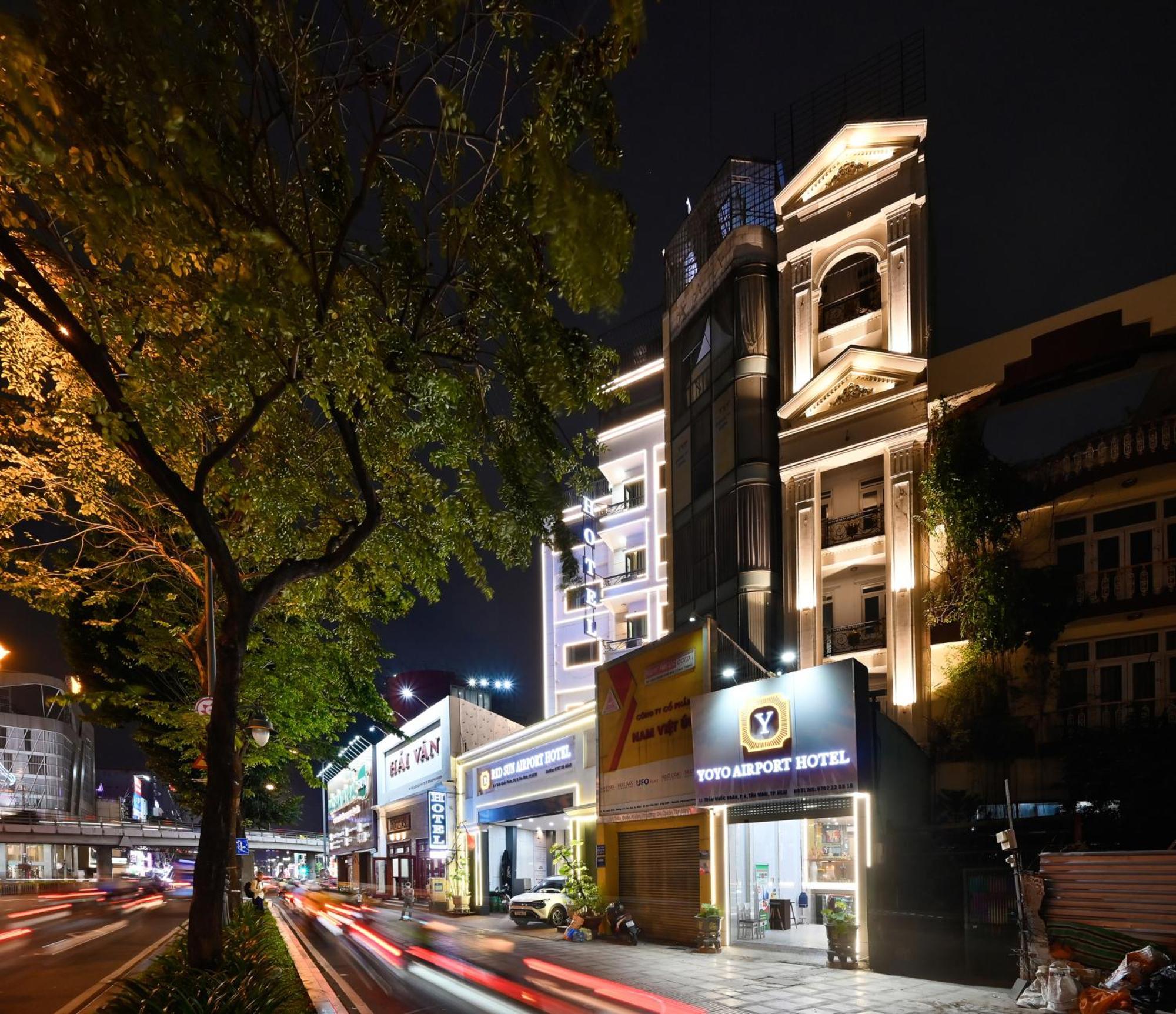 Yoyo Airport Saigon * Ho Chi Minh City