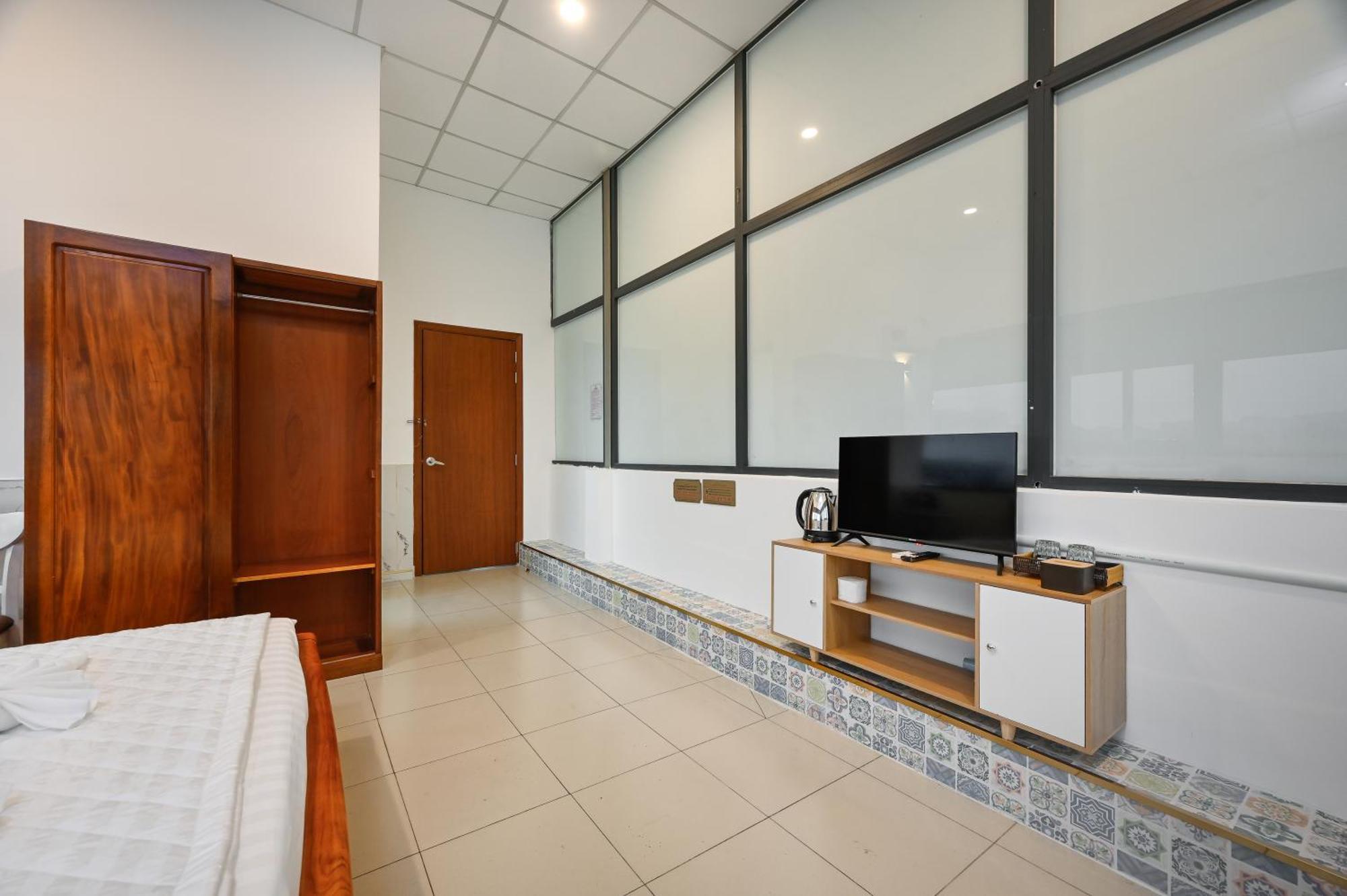 Hotel Yoyo Airport Saigon