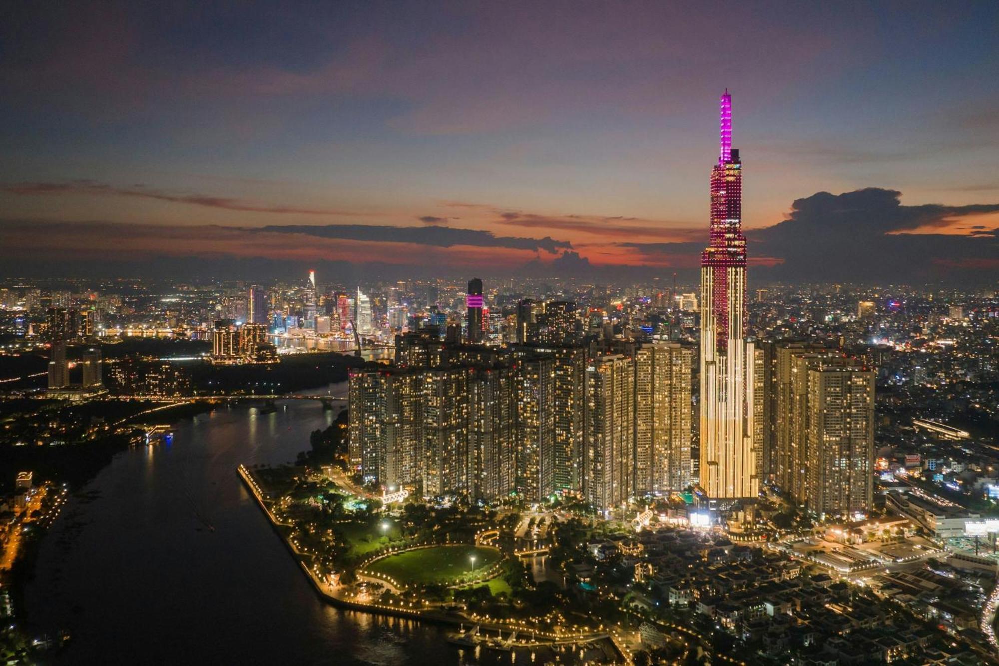 Vinpearl Landmark 81, Autograph Collection Hotel 5*
