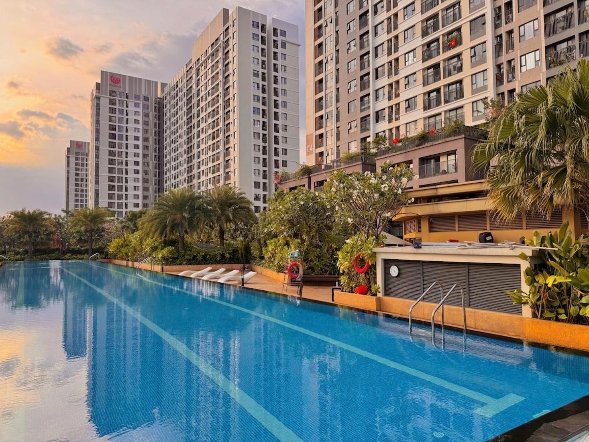 Apartment 2br Picity Free Gym Pool Near Tan Son Nhat Airport Ho Chi Minh City
