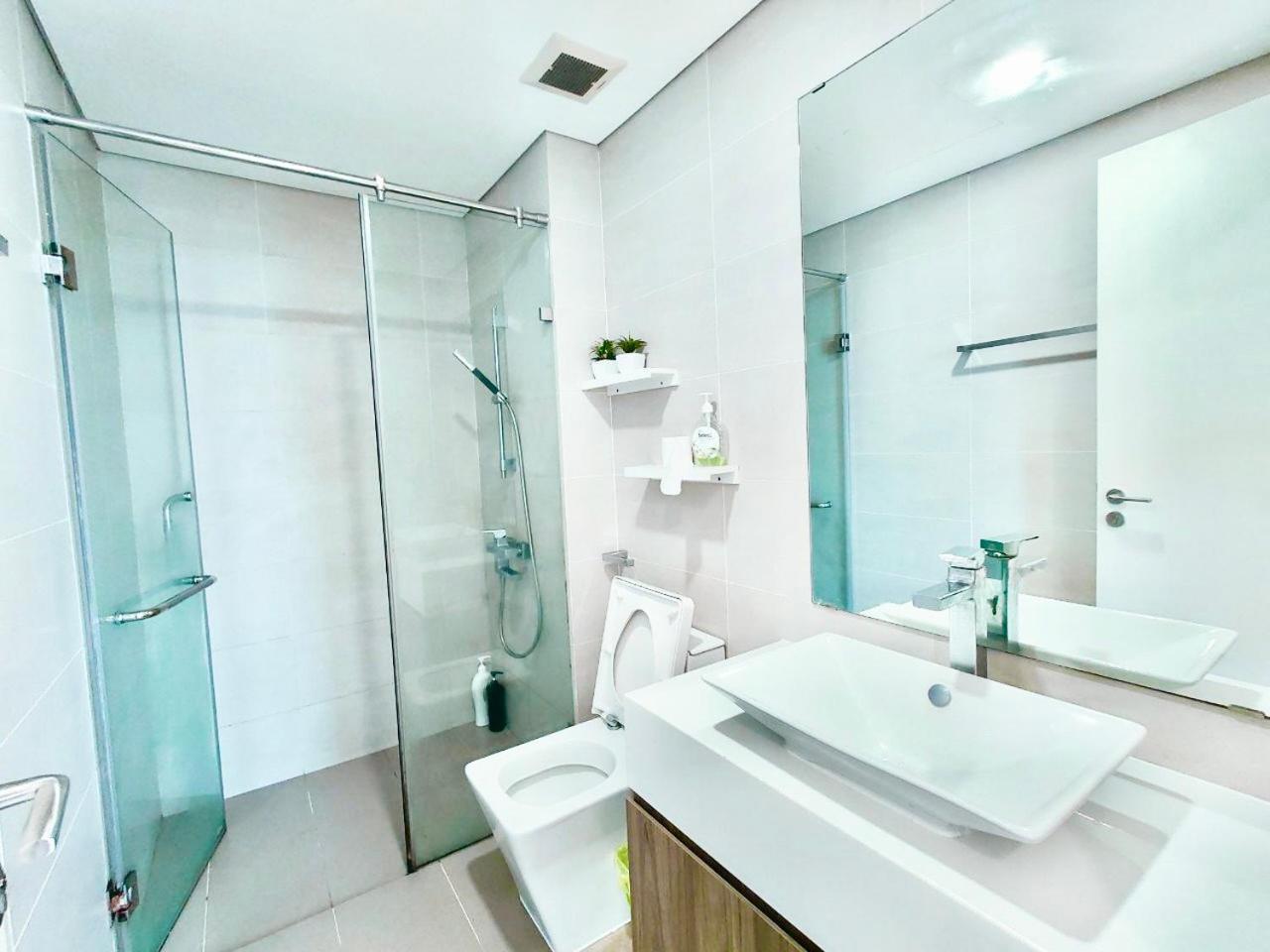 Premier Aparts - Soho Residence, Central, 10mins To Benthanh Market, Buivien Street * Ho Chi Minh City