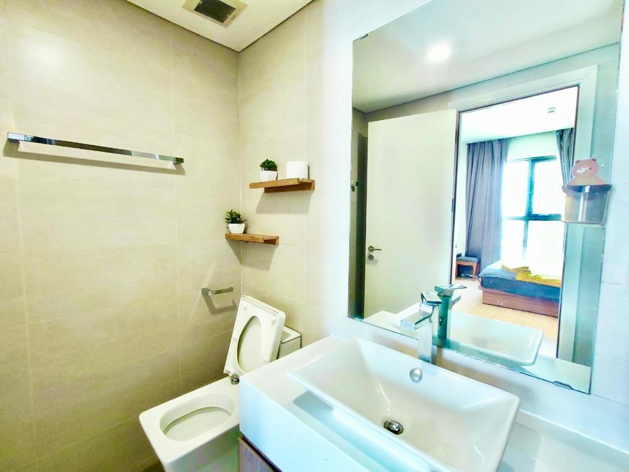 Premier Aparts - Soho Residence, Central, 10mins To Benthanh Market, Buivien Street * Ho Chi Minh City