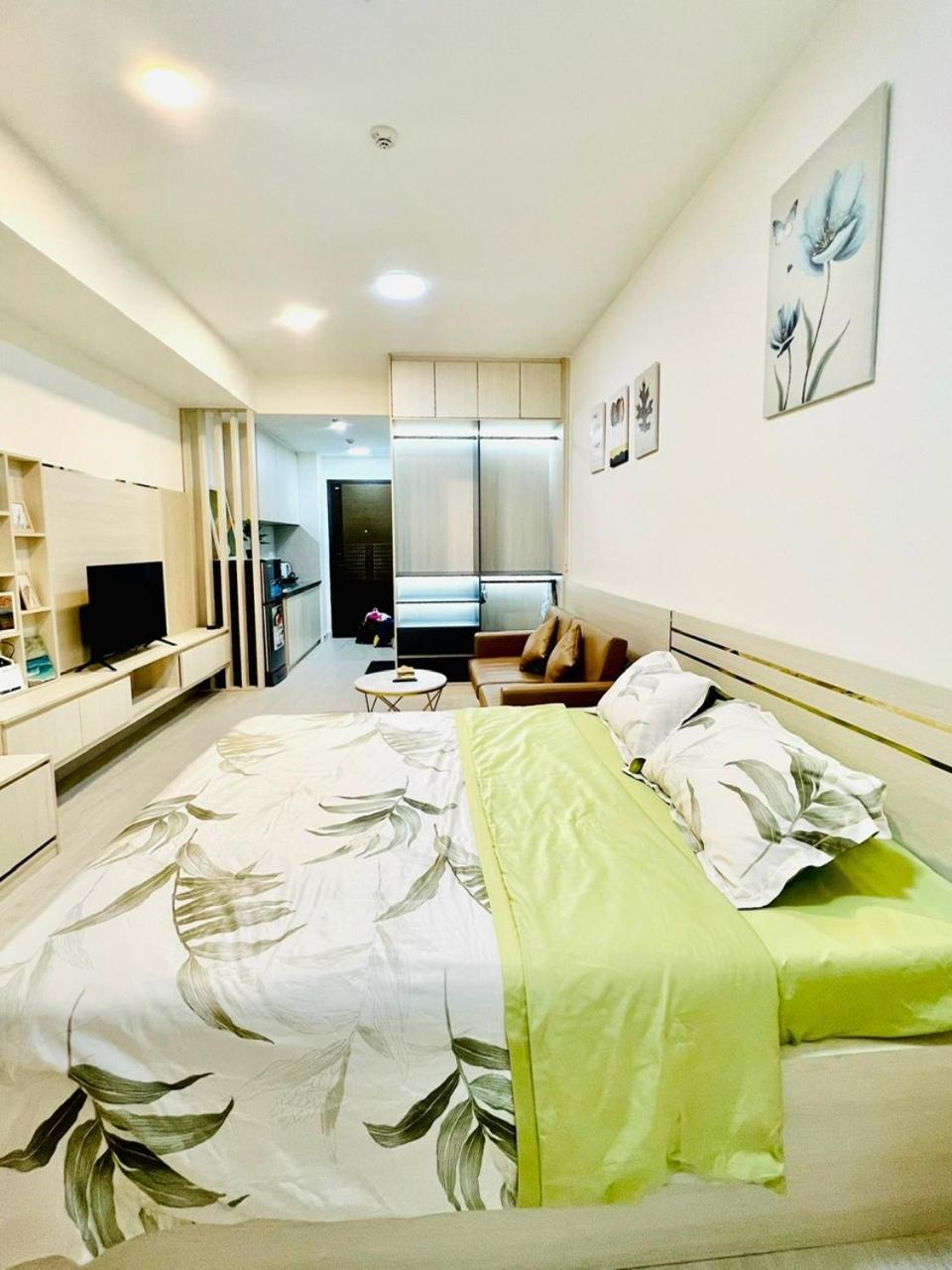 Premier Aparts - Soho Residence, Central, 10mins To Benthanh Market, Buivien Street * Ho Chi Minh City