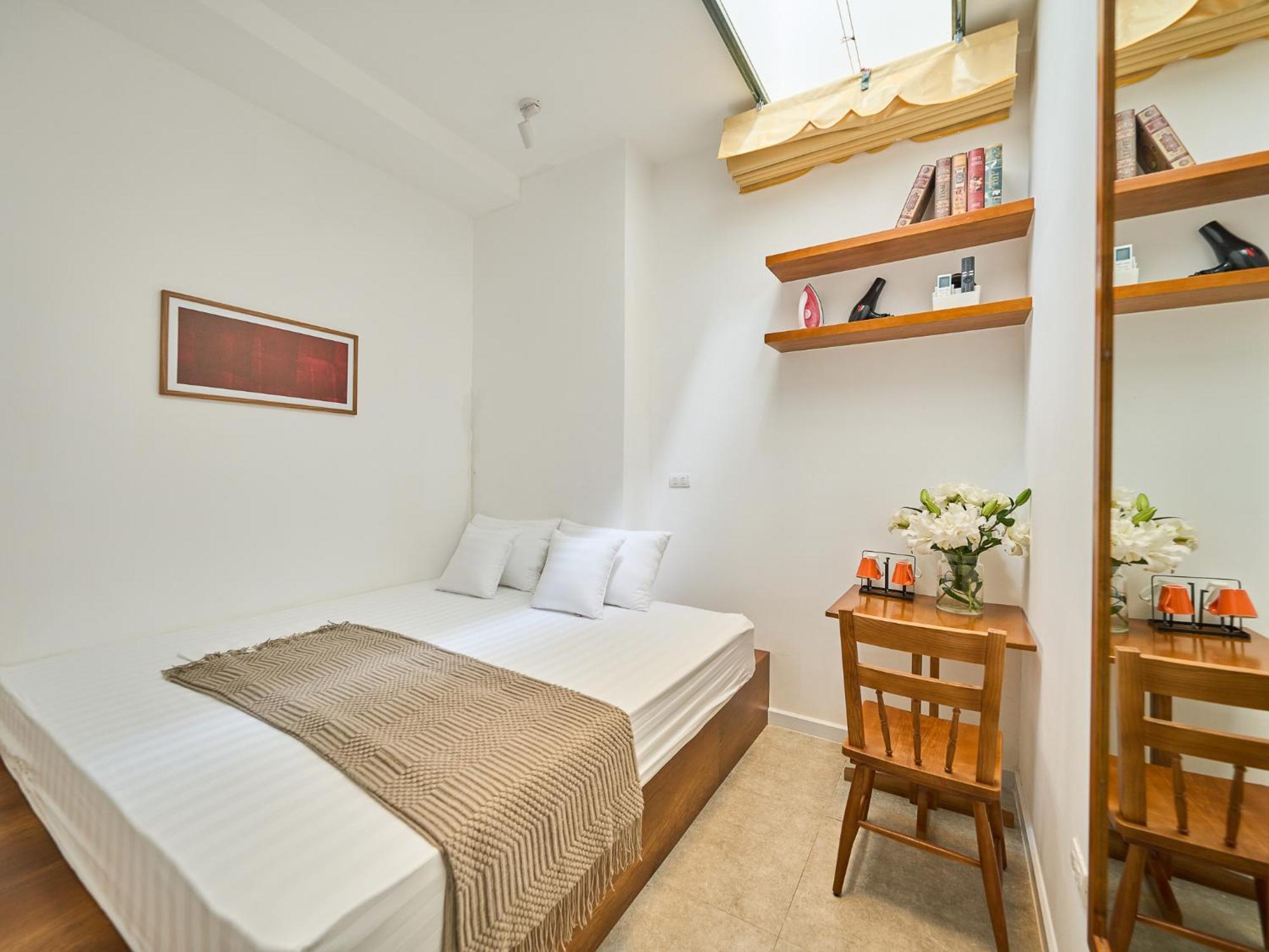 Horizon Bui Vien Retreat - Exclusive Rooftop & Poolside Relaxation Ho Chi Minh City
