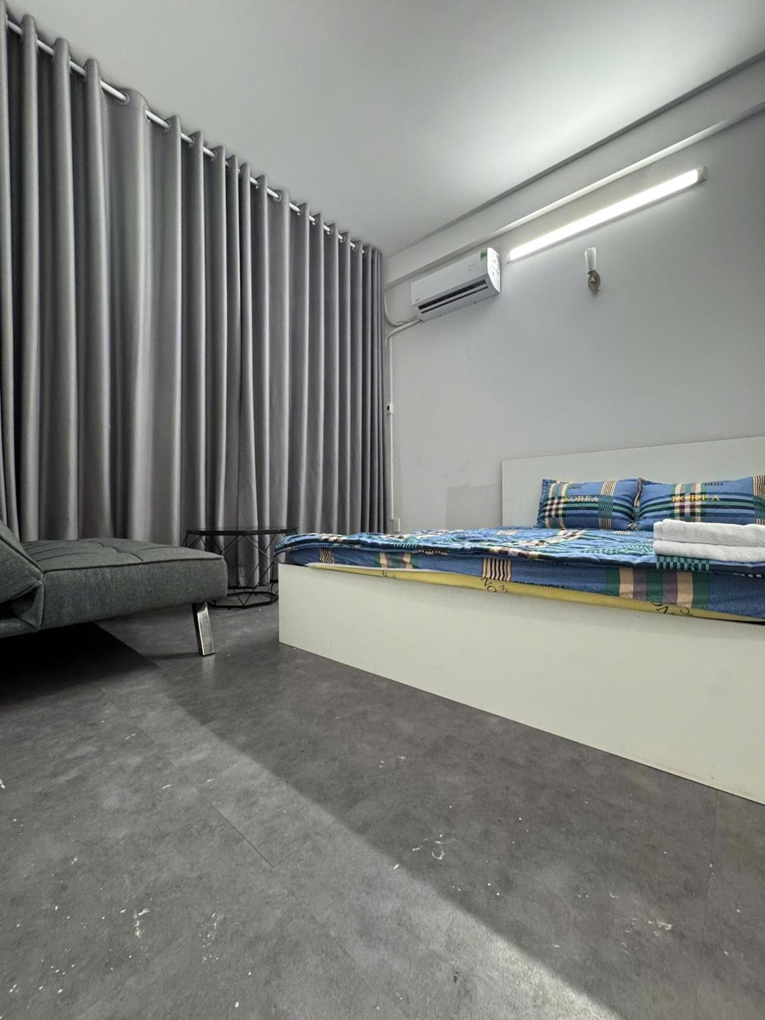 43 Chan Hung Apartment *