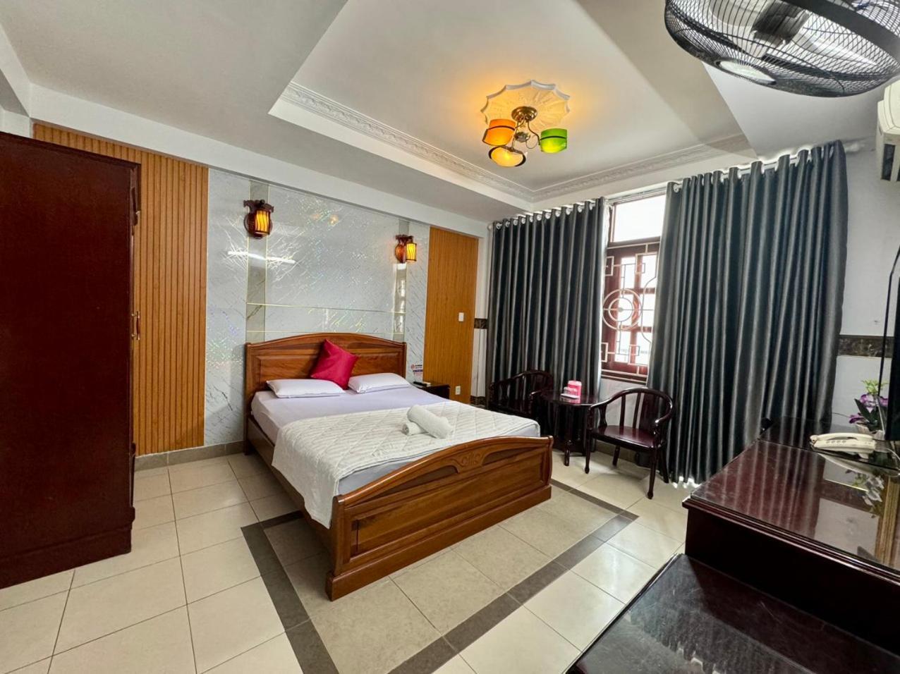 Khach San Kim Long Hotel *