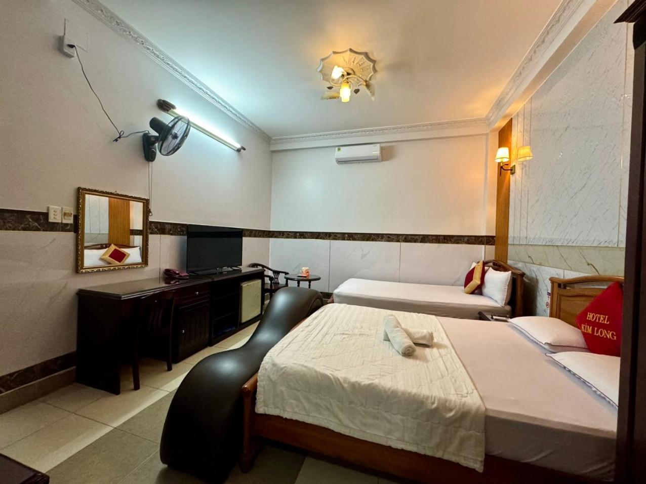 Hotel Khach San Kim Long