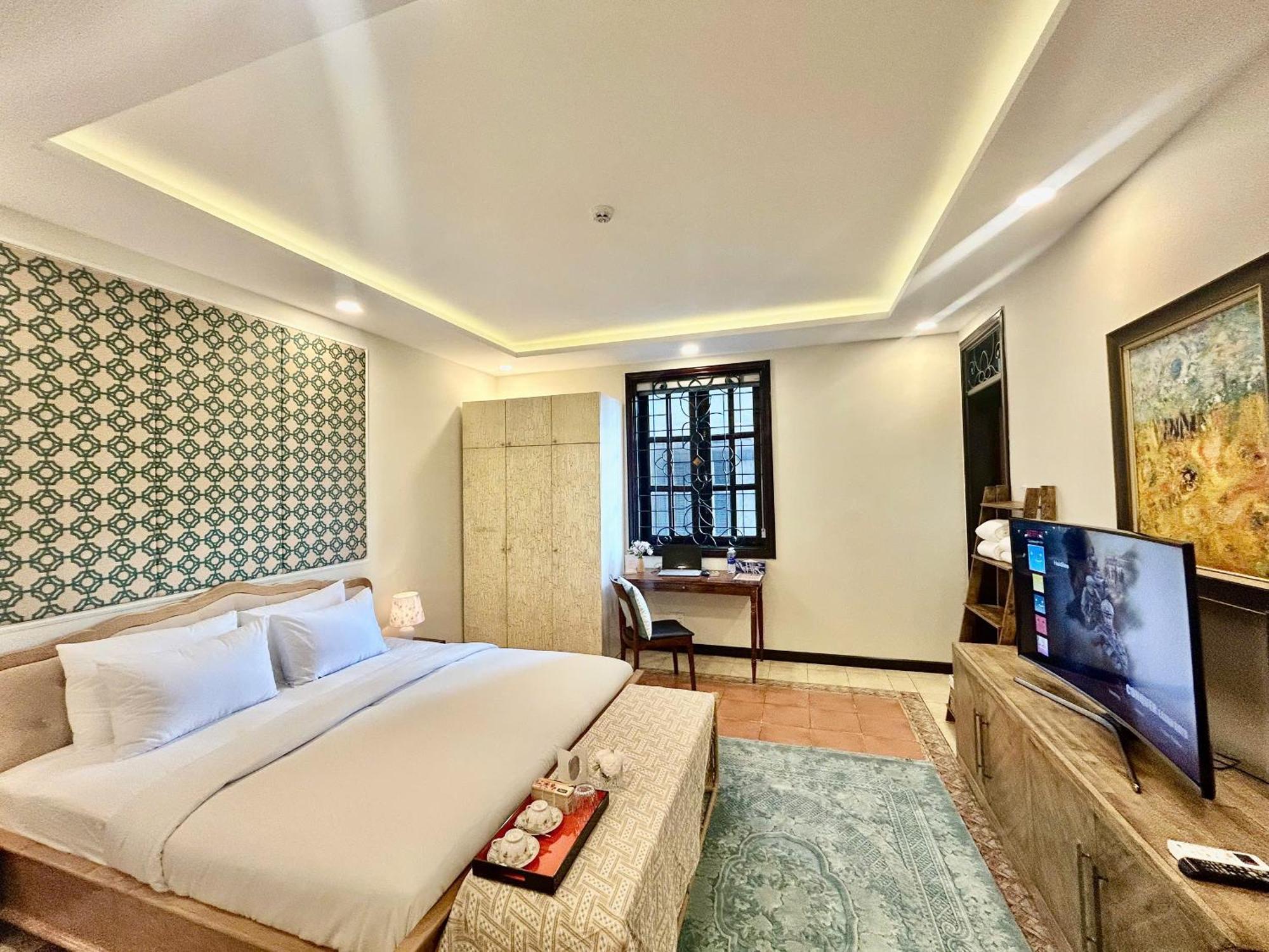Nguyen Le By Convinia Holiday home *