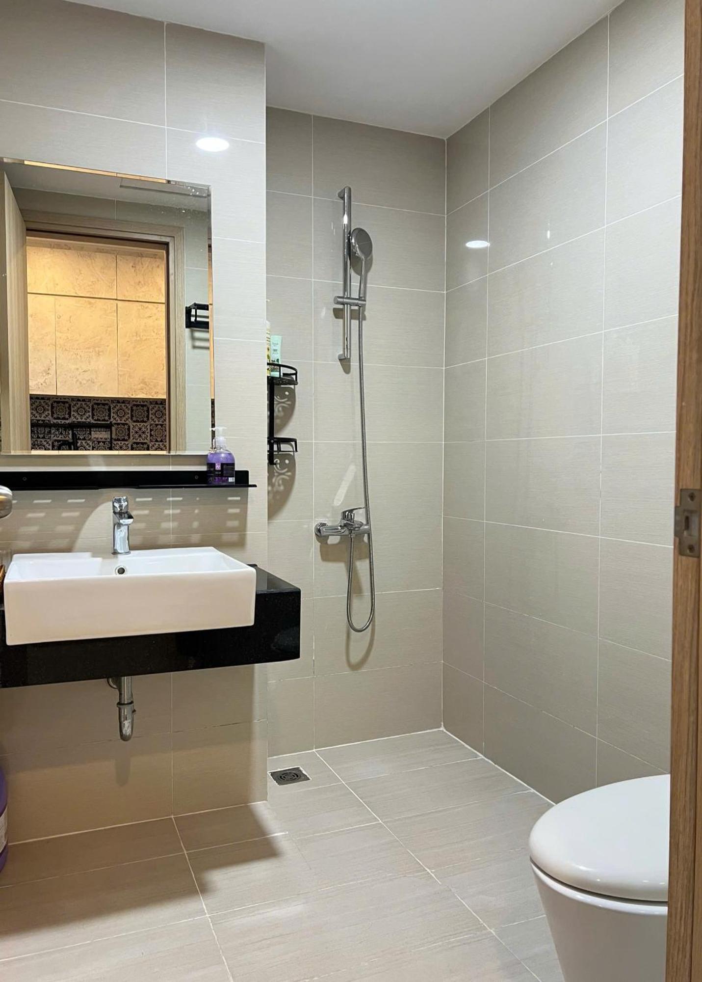Apartment Duplex Botanica Premier - Nearby Airport Free Pool Gym *
