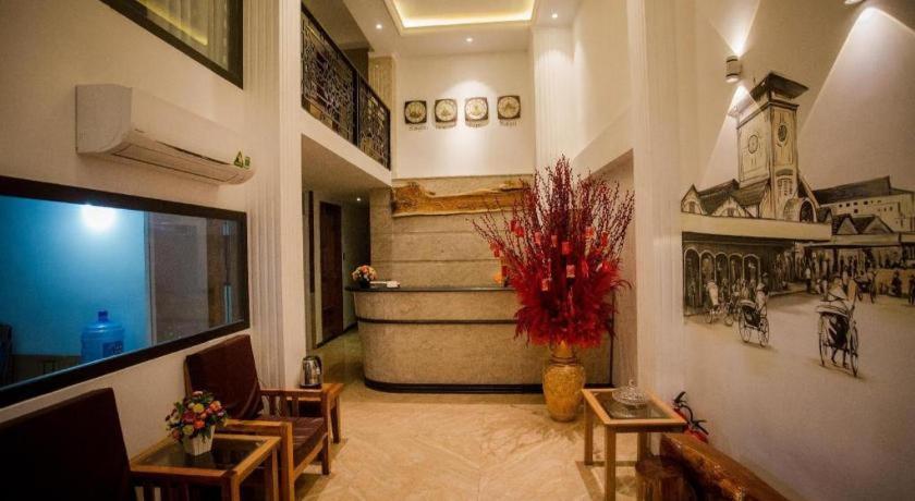 Laverne Hotel