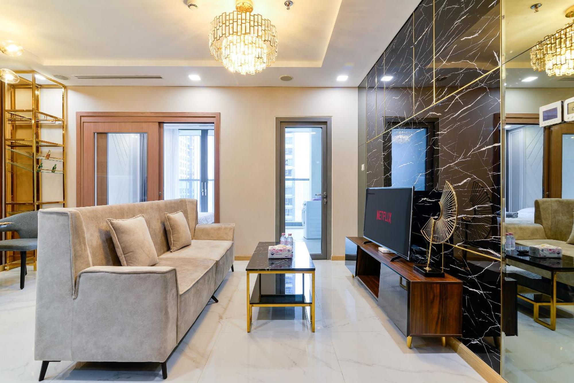 Aparthotel Premier Landmark 81 - Luxury Residences 4*