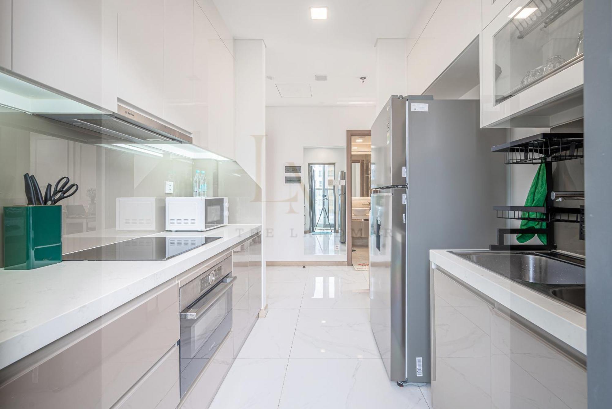 The Radisson Landmark - Vinhomes Park Apartment