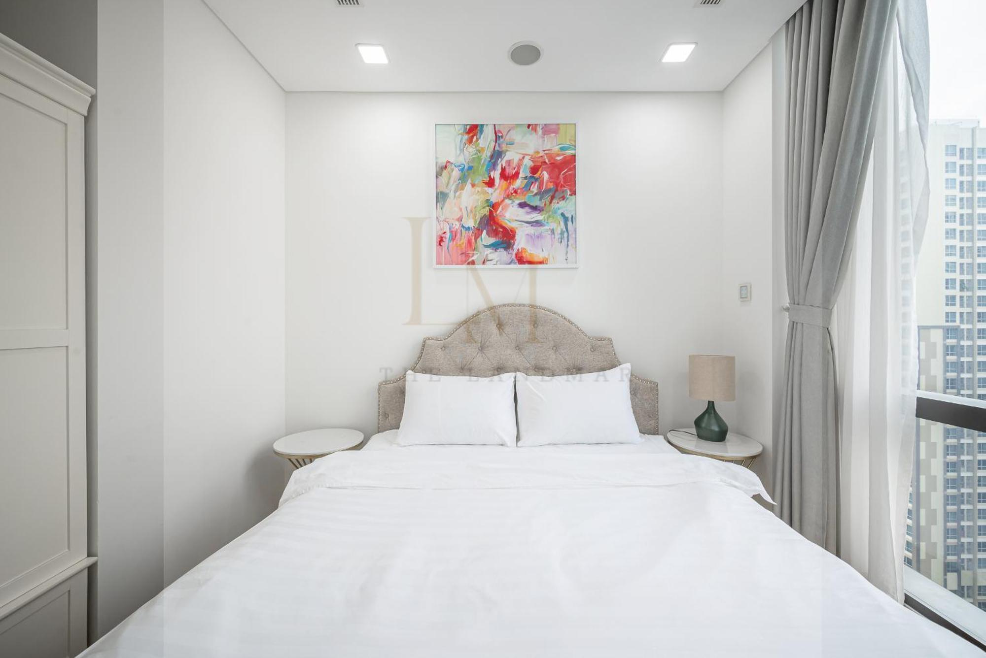 The Radisson Landmark - Vinhomes Park * Ho Chi Minh City