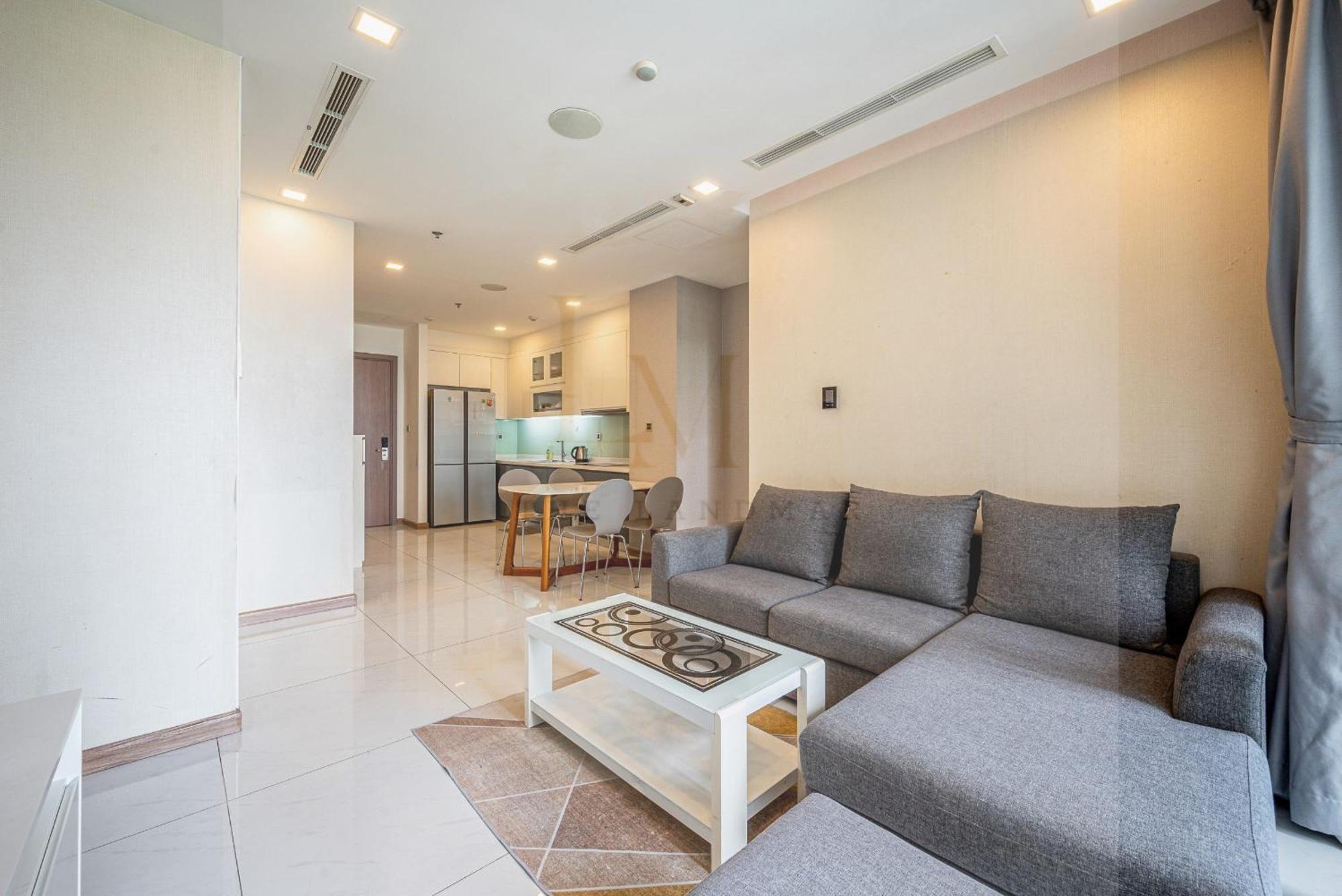 The Radisson Landmark - Vinhomes Park Apartment