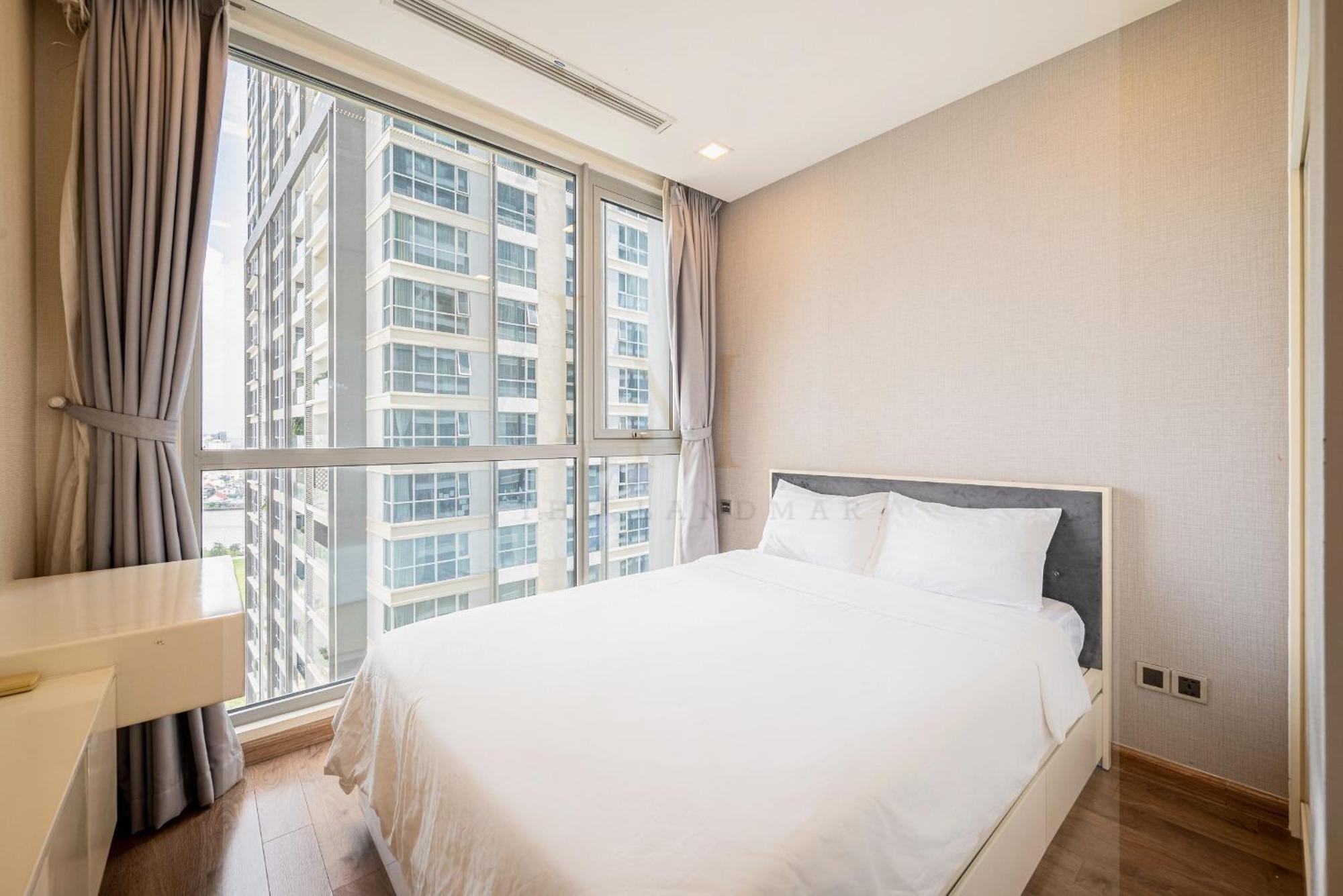 Apartment The Radisson Landmark - Vinhomes Park *