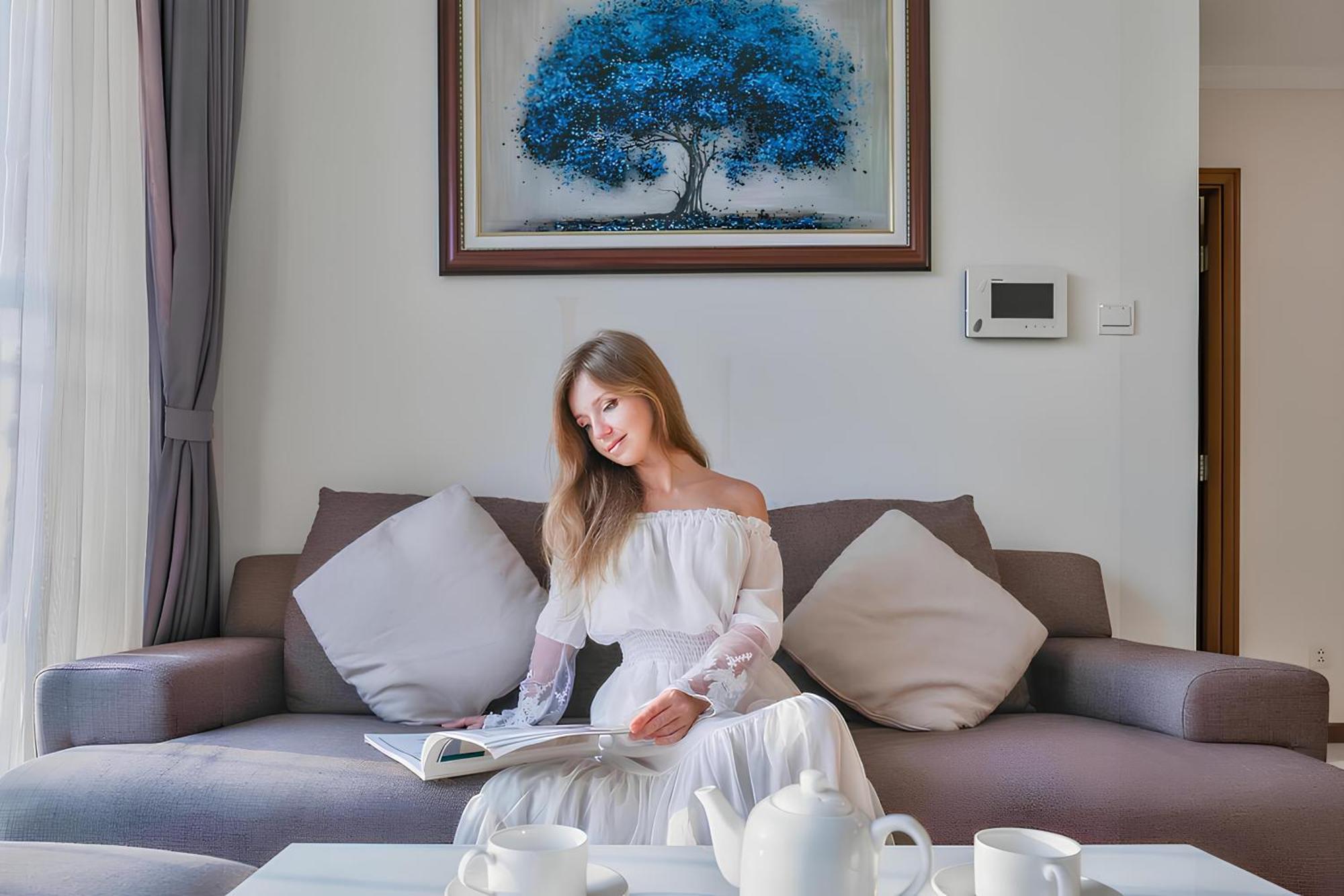 The Radisson Landmark - Vinhomes Park Apartment Ho Chi Minh City