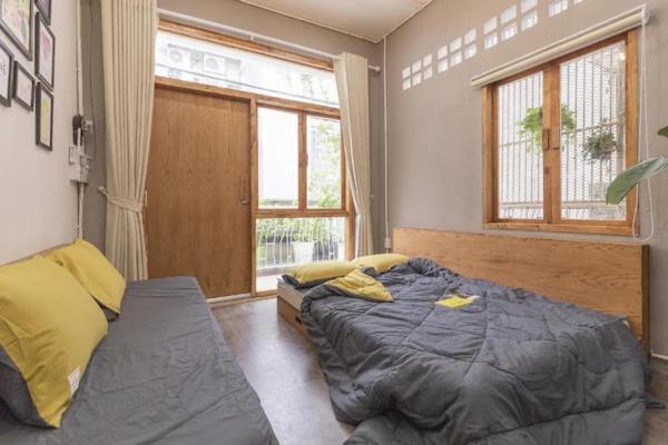 Apartment The Velis Saigon - 66m2 Authentic Local Cozy *