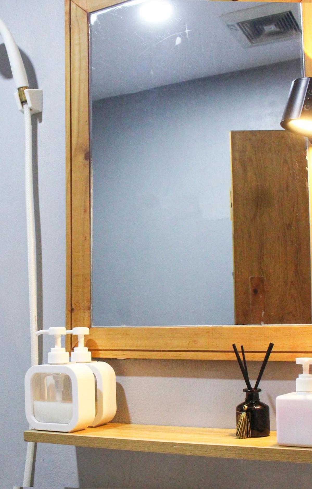 Apartment The Velis Saigon - 66m2 Authentic Local Cozy *